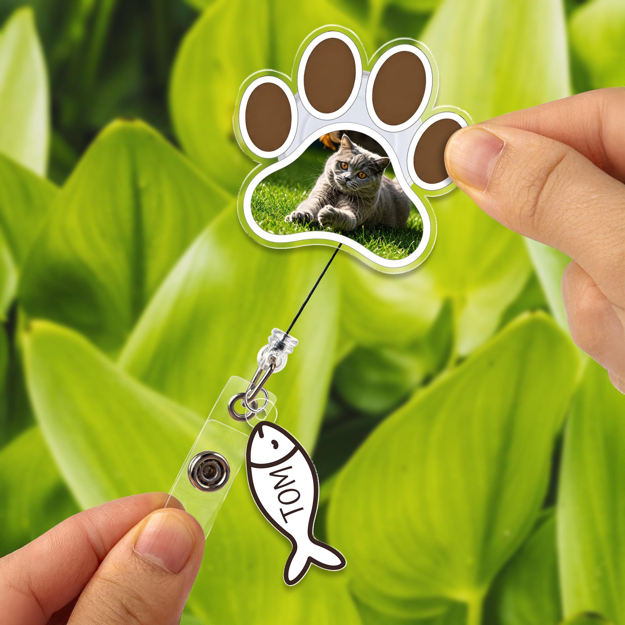 Custom Cat Photo Paw Print Badge Reel with Personalized Name Tag, Retractable Pet ID Holder, Cat Lover Gift, Nurse Teacher Vet Tech Badge
