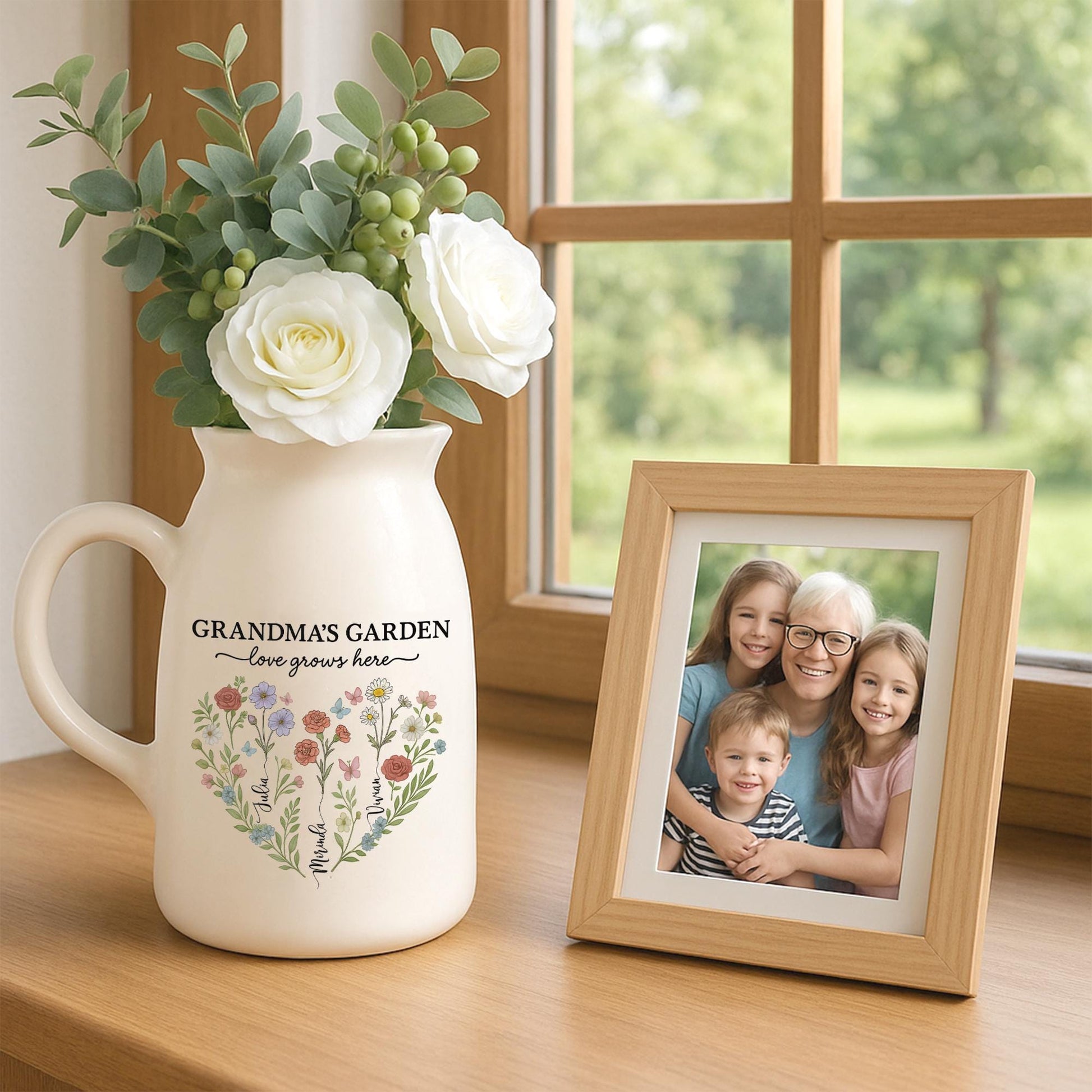 Custom Birth Flower Vase for Grandma – Personalized Ceramic Vase with Kids Names, Mother’s Day Gift for Mom & Nana