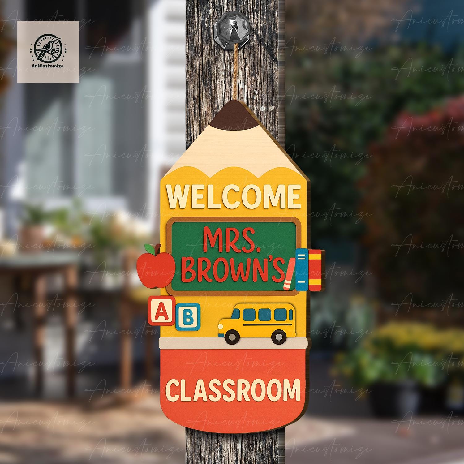 Personalized Classroom Welcome Sign – Custom Teacher Pencil Door Hanger with Name, Bus & Apple Design, Back to School Classroom Decor