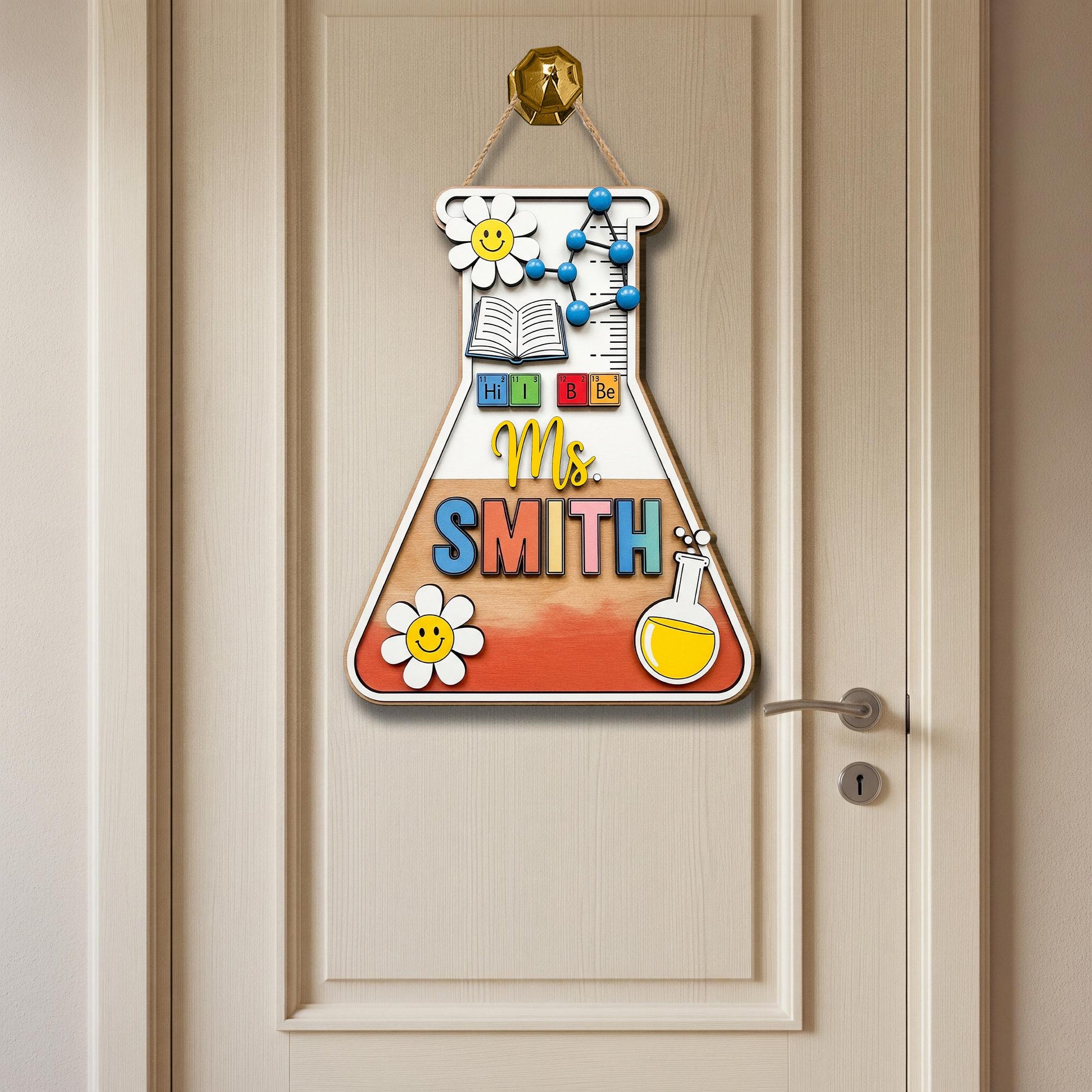 Personalized Science Teacher Door Sign – Beaker Shaped Classroom Wooden Decor – Custom Name STEM Wall Hanging – Cute Back to School Gift