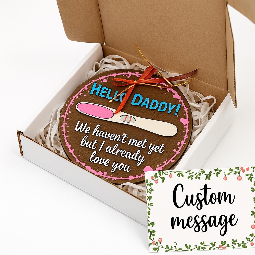 Dad to Be Gift 2 Layer Wood Sign, Hello Daddy Pregnancy Reveal, Surprise Baby Announcement for Husband, Two Layer Wooden Sign Decor