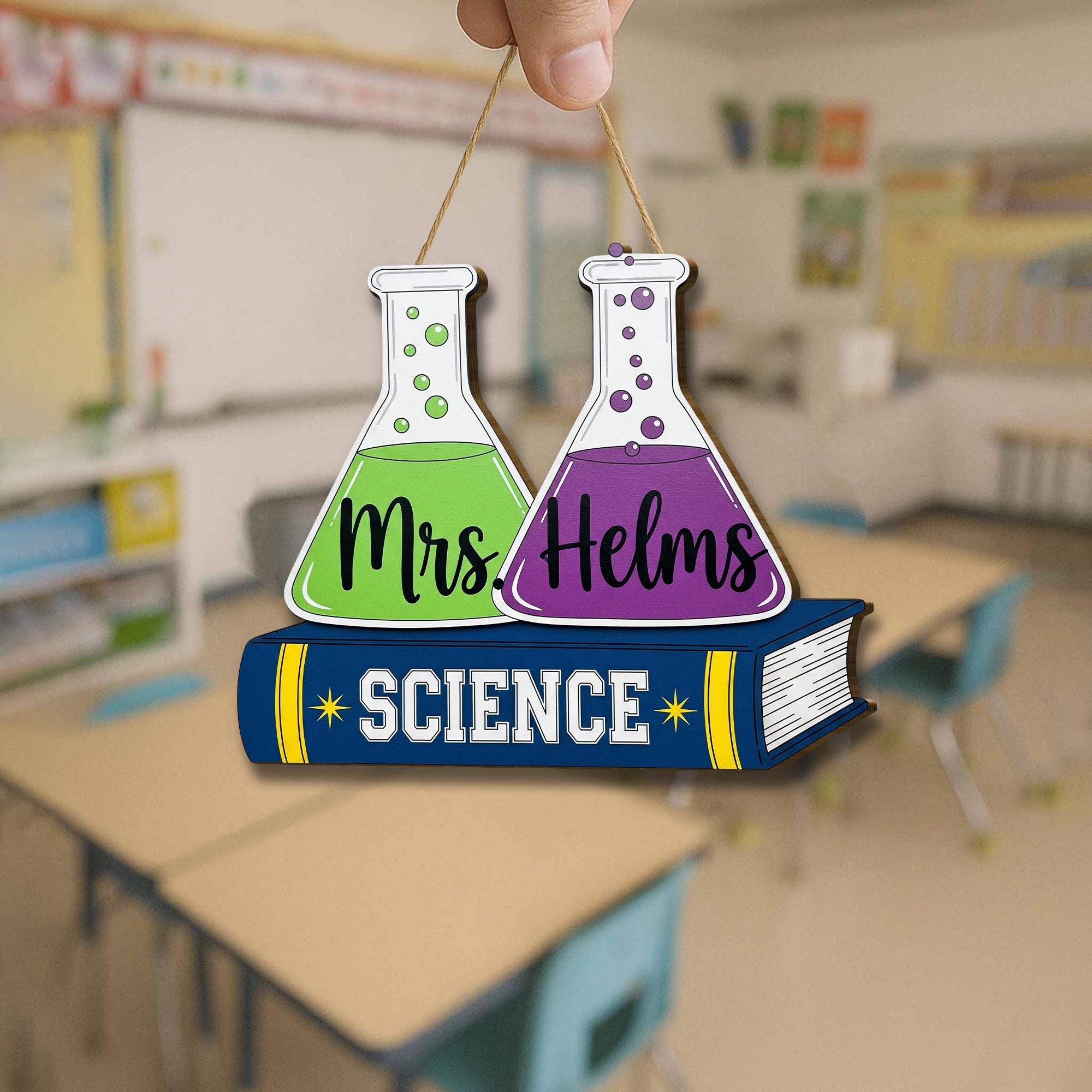 Personalized Science Teacher Door Sign with Beakers – Custom Classroom Decor for Teachers, STEM Back to School Gift for Science Lovers