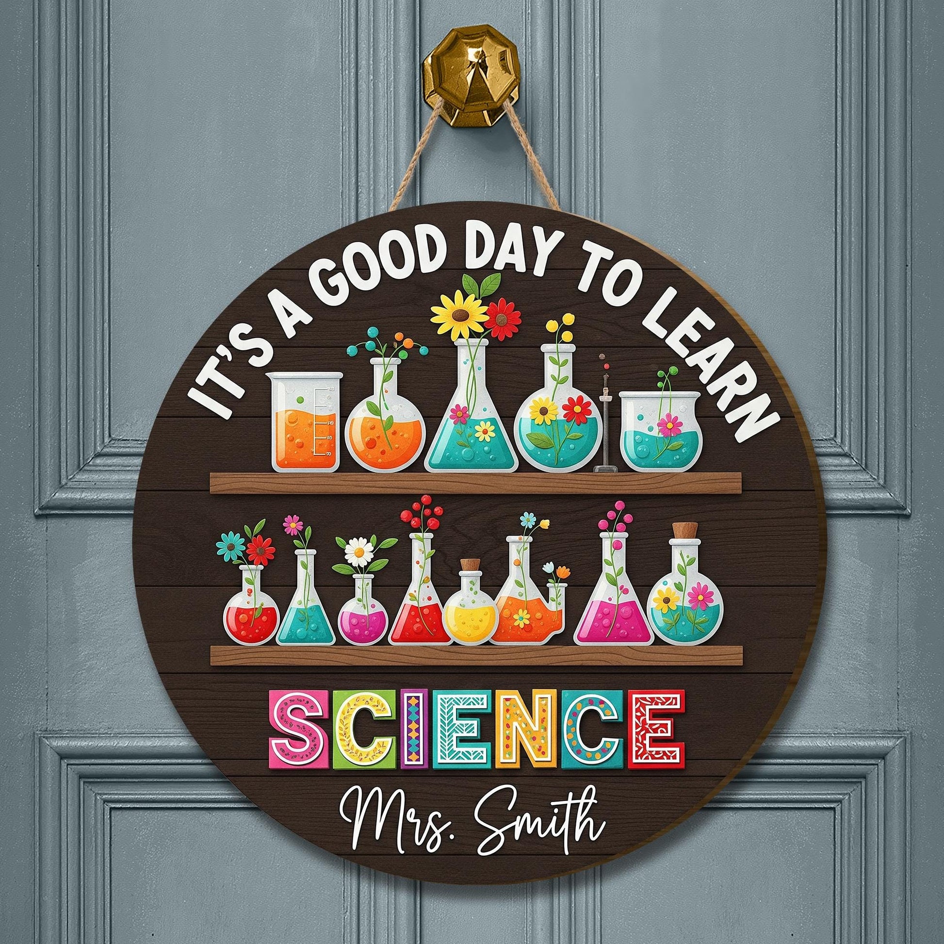 Personalized Science Teacher Door Sign – Round Classroom Lab Decor with Beakers & Flowers – Custom STEM Gift for Educators, Teachers