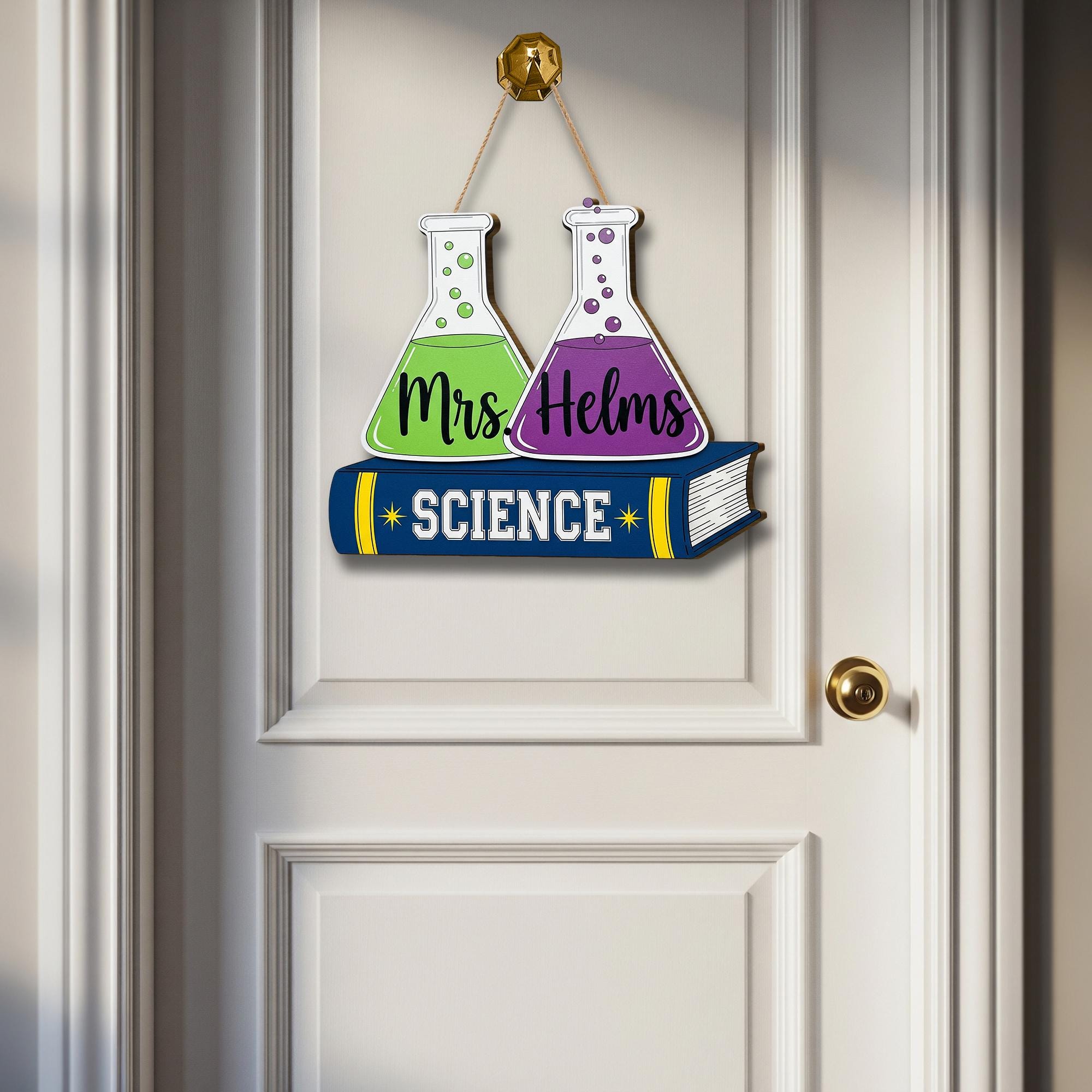 Personalized Science Teacher Door Sign with Beakers – Custom Classroom Decor for Teachers, STEM Back to School Gift for Science Lovers
