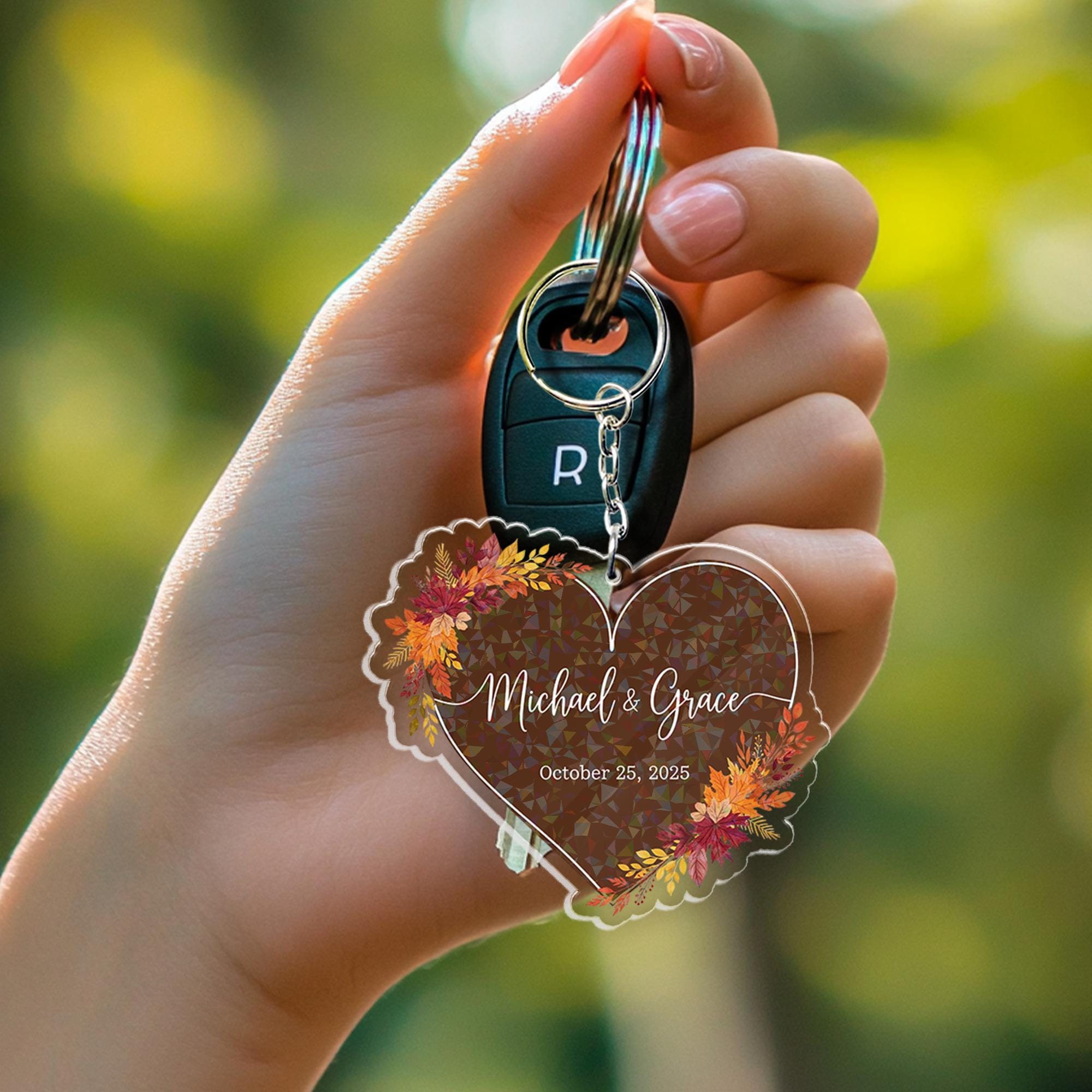 Custom Couple Keychain, Personalized Heart Keyring with Names & Date, Wedding Anniversary Gift, Romantic Keepsake, Engagement Favor