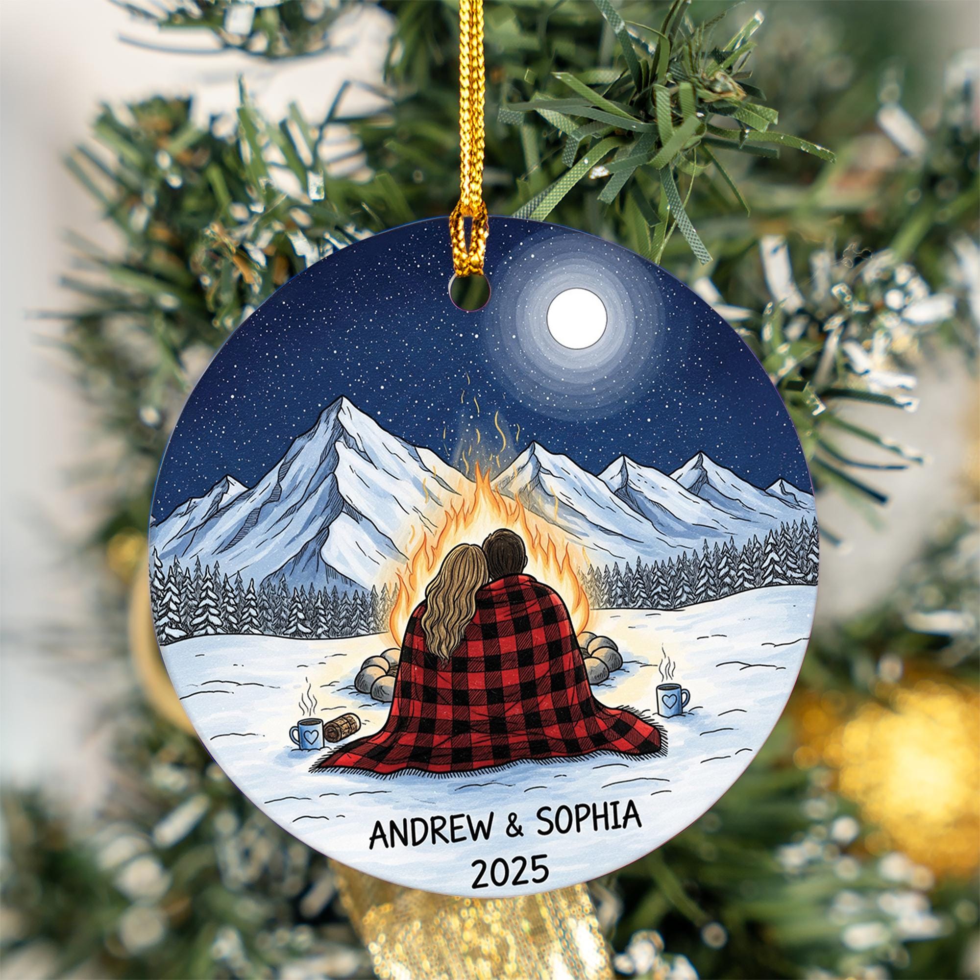 Personalized Couple Christmas Ornament – Custom Campfire Mountain Scene with Names & Year, Romantic Holiday Gift 2025
