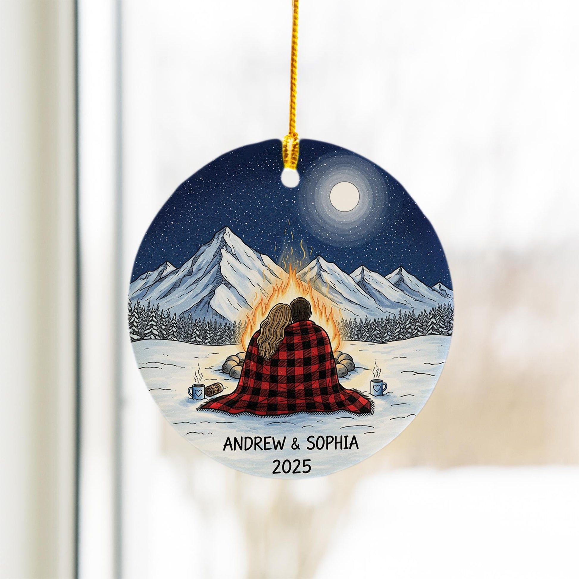 Personalized Couple Christmas Ornament – Custom Campfire Mountain Scene with Names & Year, Romantic Holiday Gift 2025