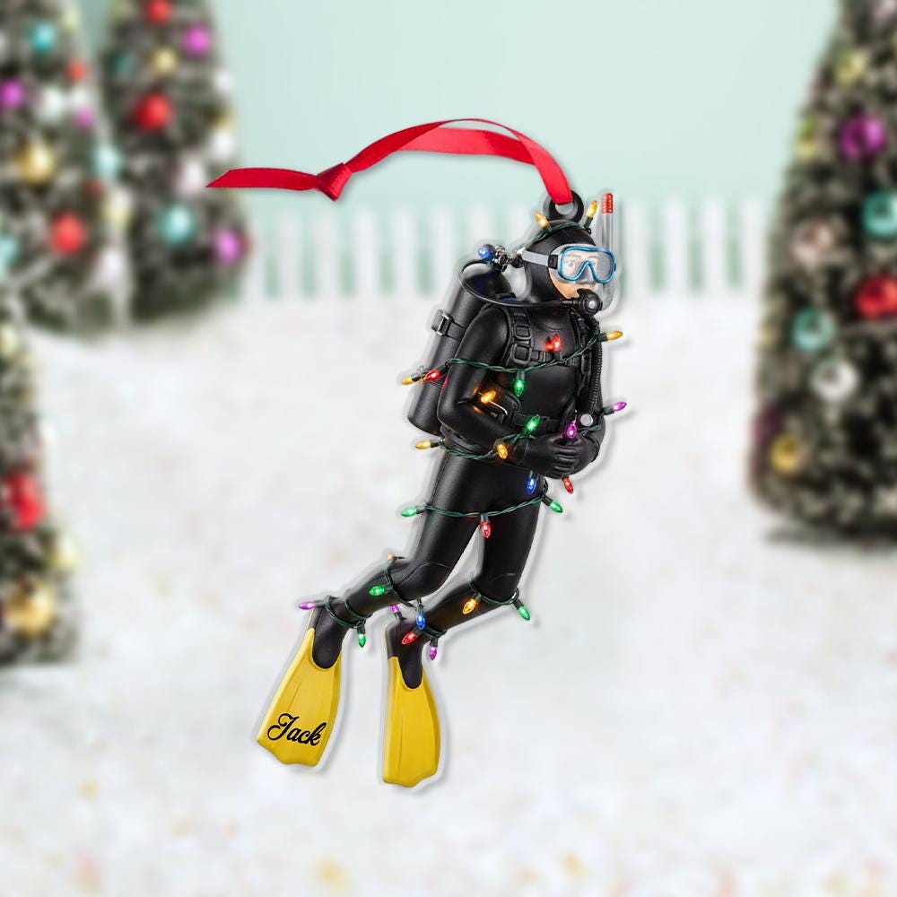 Personalized Scuba Diver Ornament – Custom Name Christmas Decoration with Diving Gear and Holiday Lights