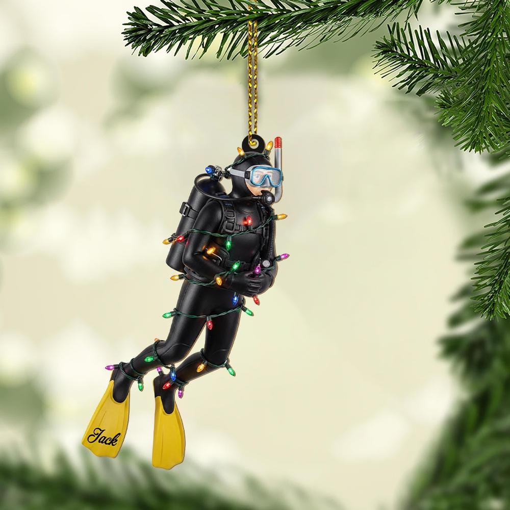 Personalized Scuba Diver Ornament – Custom Name Christmas Decoration with Diving Gear and Holiday Lights