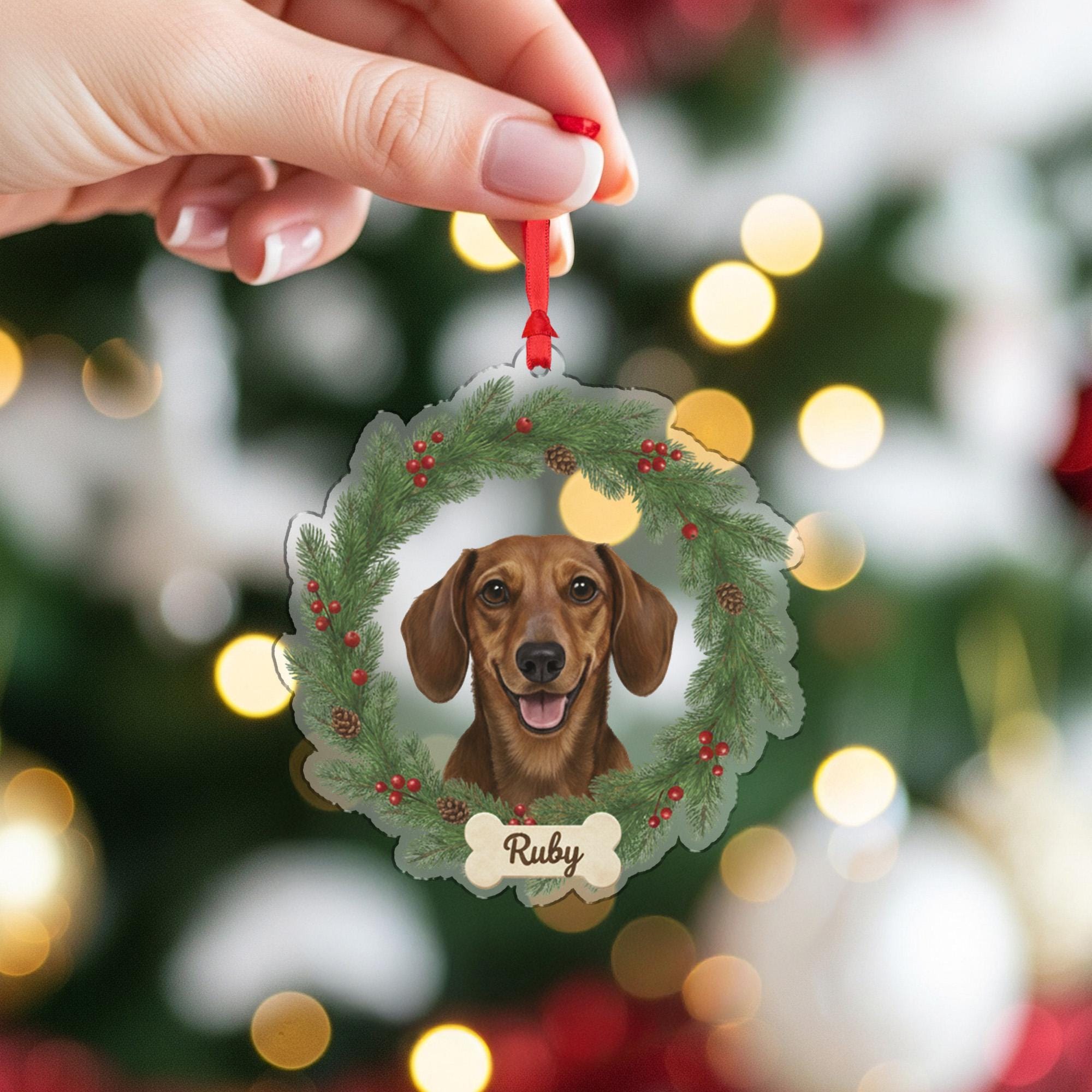 Custom Dog Name Ornament – Holiday Wreath with Bone Tag and Pet Portrait Design