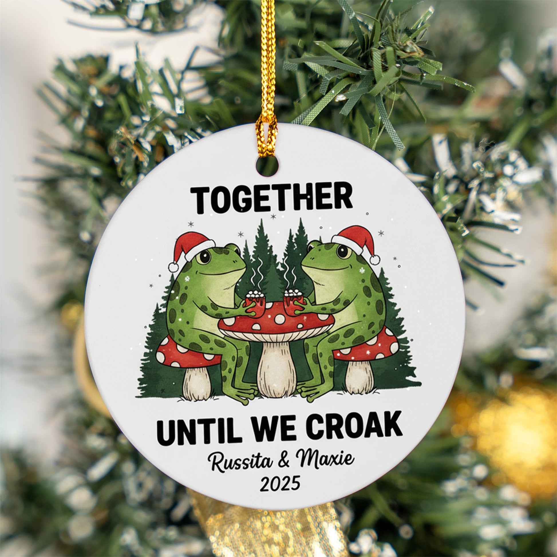 Personalized Couple Frog Ornament – Ceramic Christmas Decoration with Santa Hats, Together Until We Croak Design