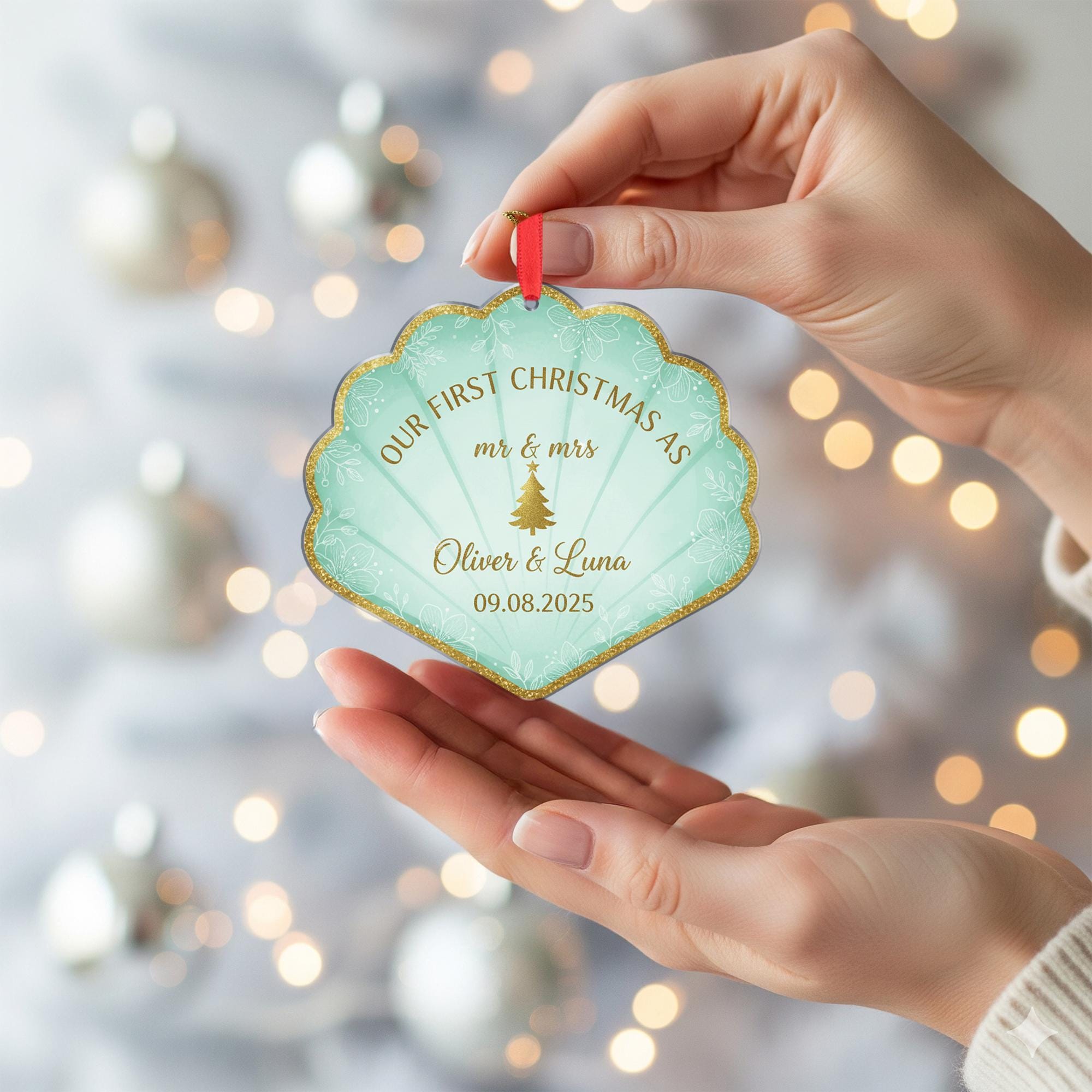 Personalized Couple Ornament – Acrylic Christmas Decoration with Engagement and Wedding Date Design