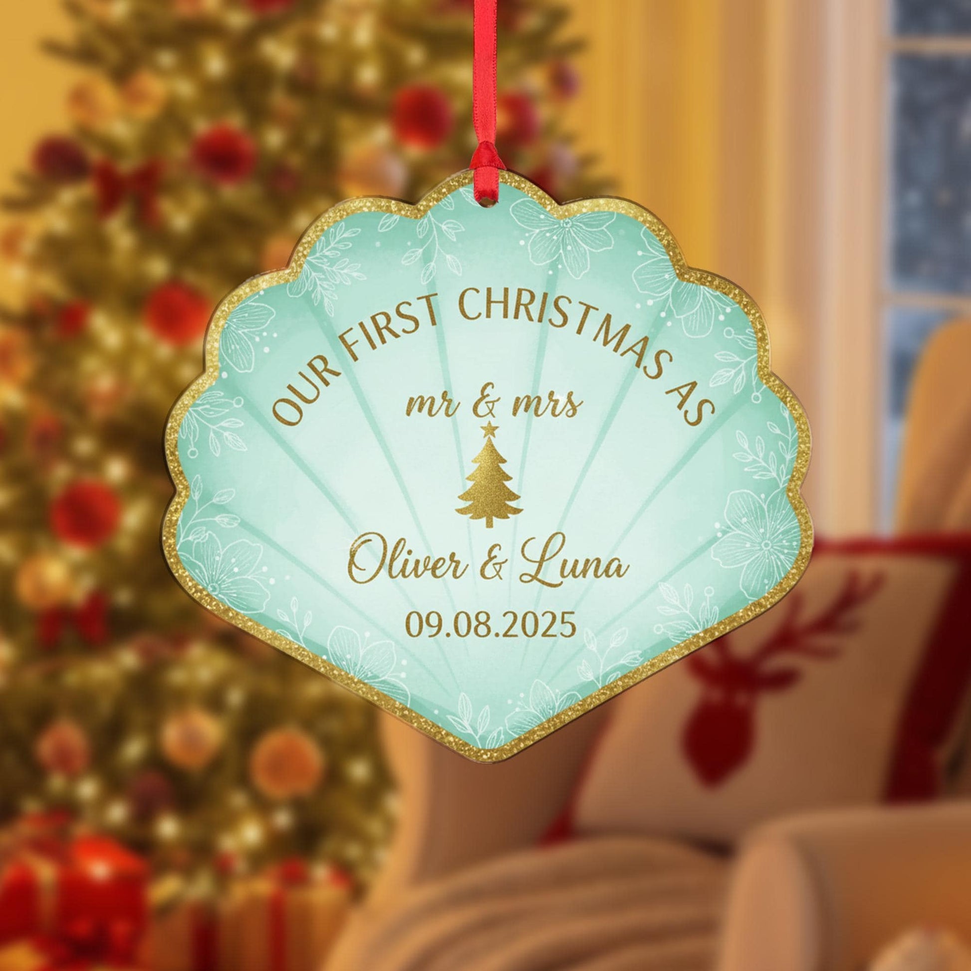 Personalized Couple Ornament – Acrylic Christmas Decoration with Engagement and Wedding Date Design