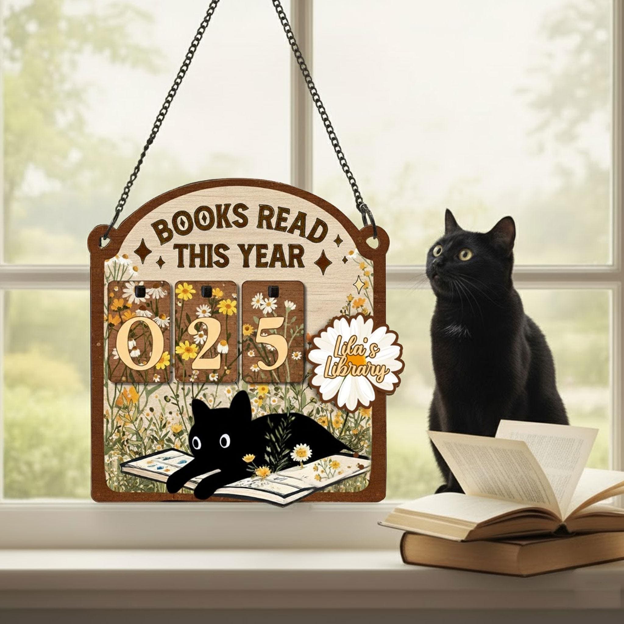 Personalized Floral Black Cat Books Read Tracker: Gift for Readers