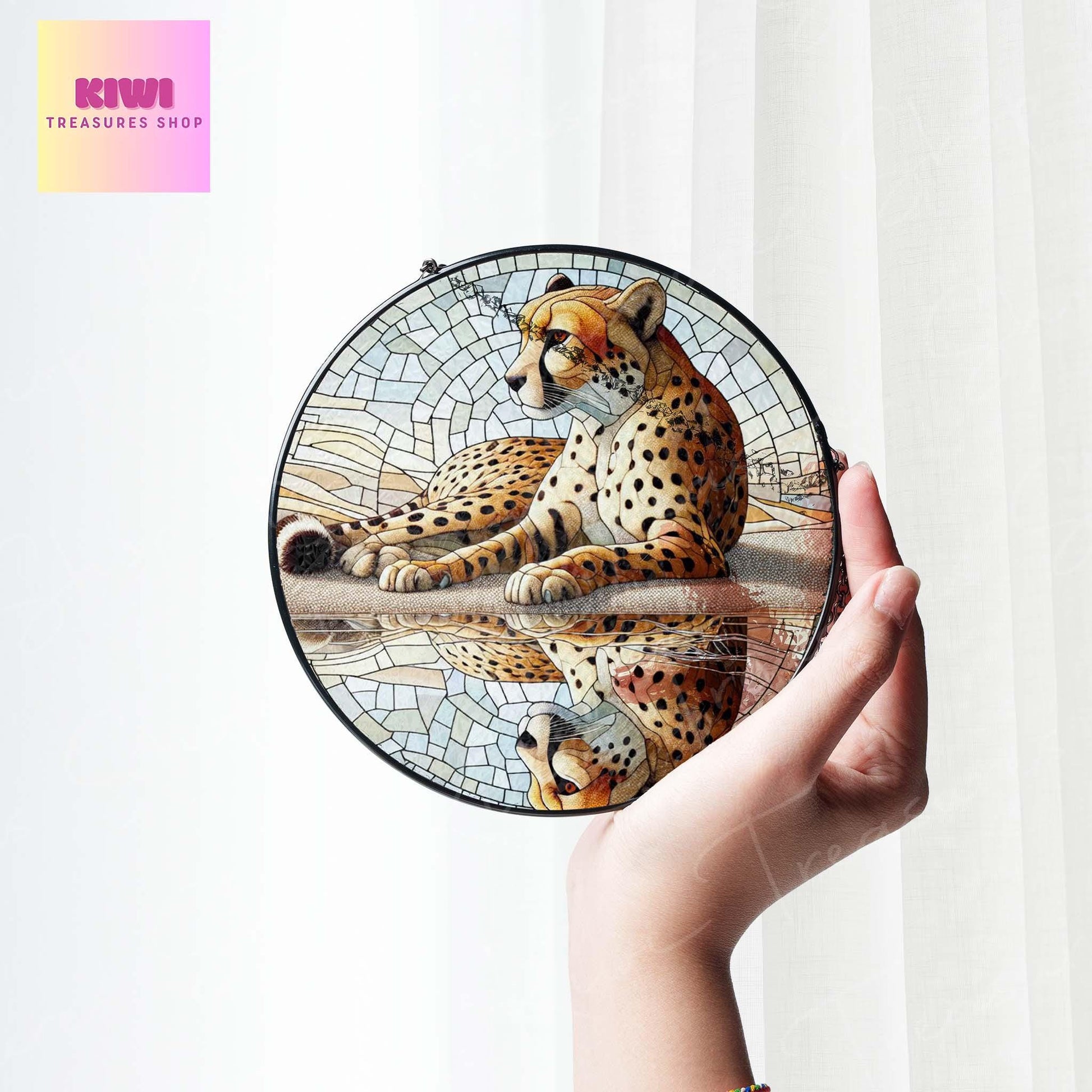 Cheetah Reflect GLASS Suncatcher Hanging, Cheetah glass ornament, Wildflife animal, Cheetah lover gift, Cheetah suncatcher