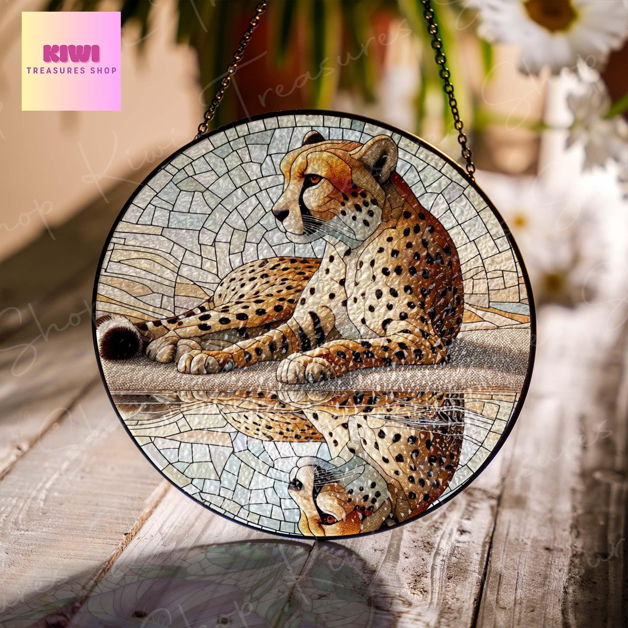 Cheetah Reflect GLASS Suncatcher Hanging, Cheetah glass ornament, Wildflife animal, Cheetah lover gift, Cheetah suncatcher