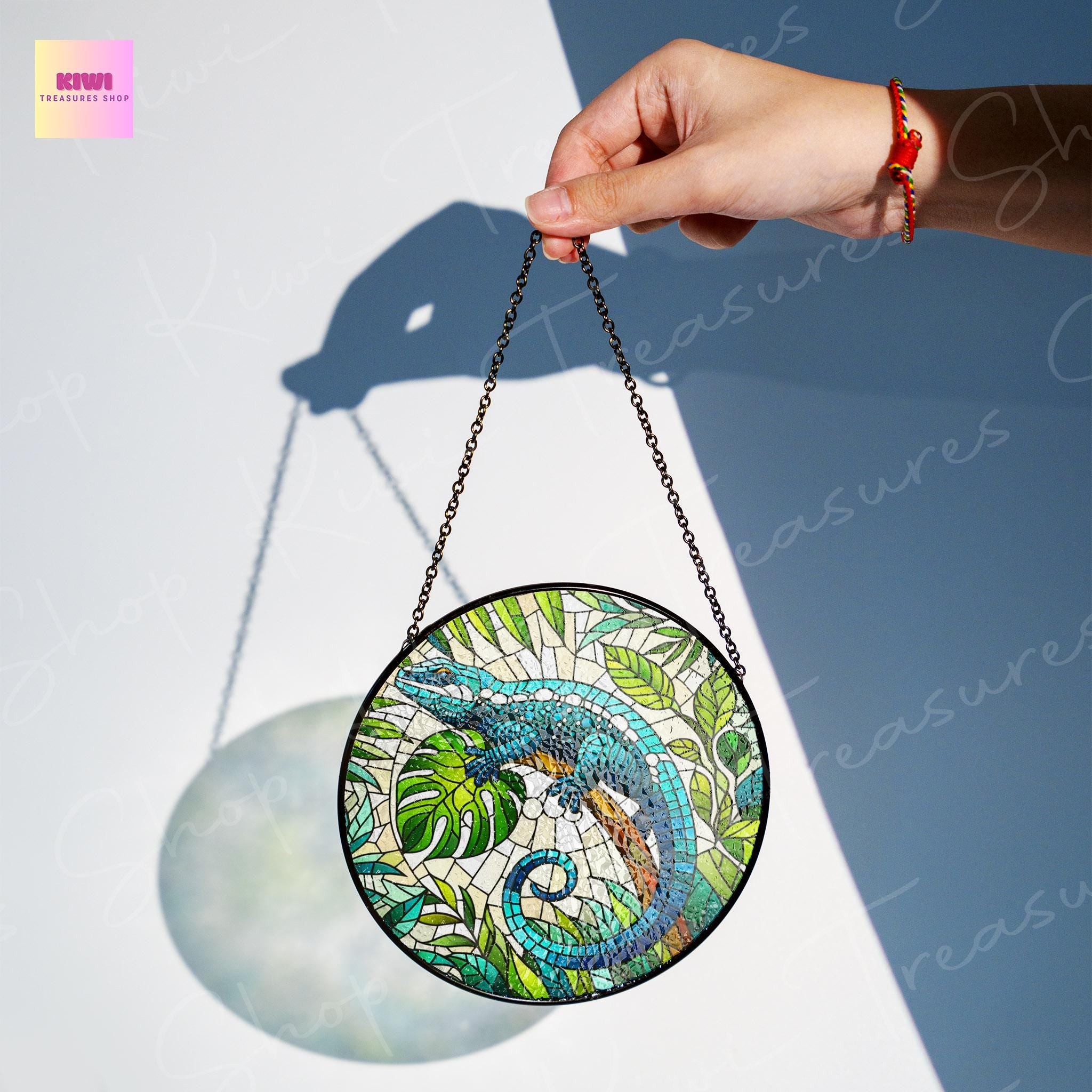 Lizard GLASS Suncatcher Hanging, Recipe lizard Window hanging, Wildlife nature Suncatcher ornament, Pet owner gift, lizard lover