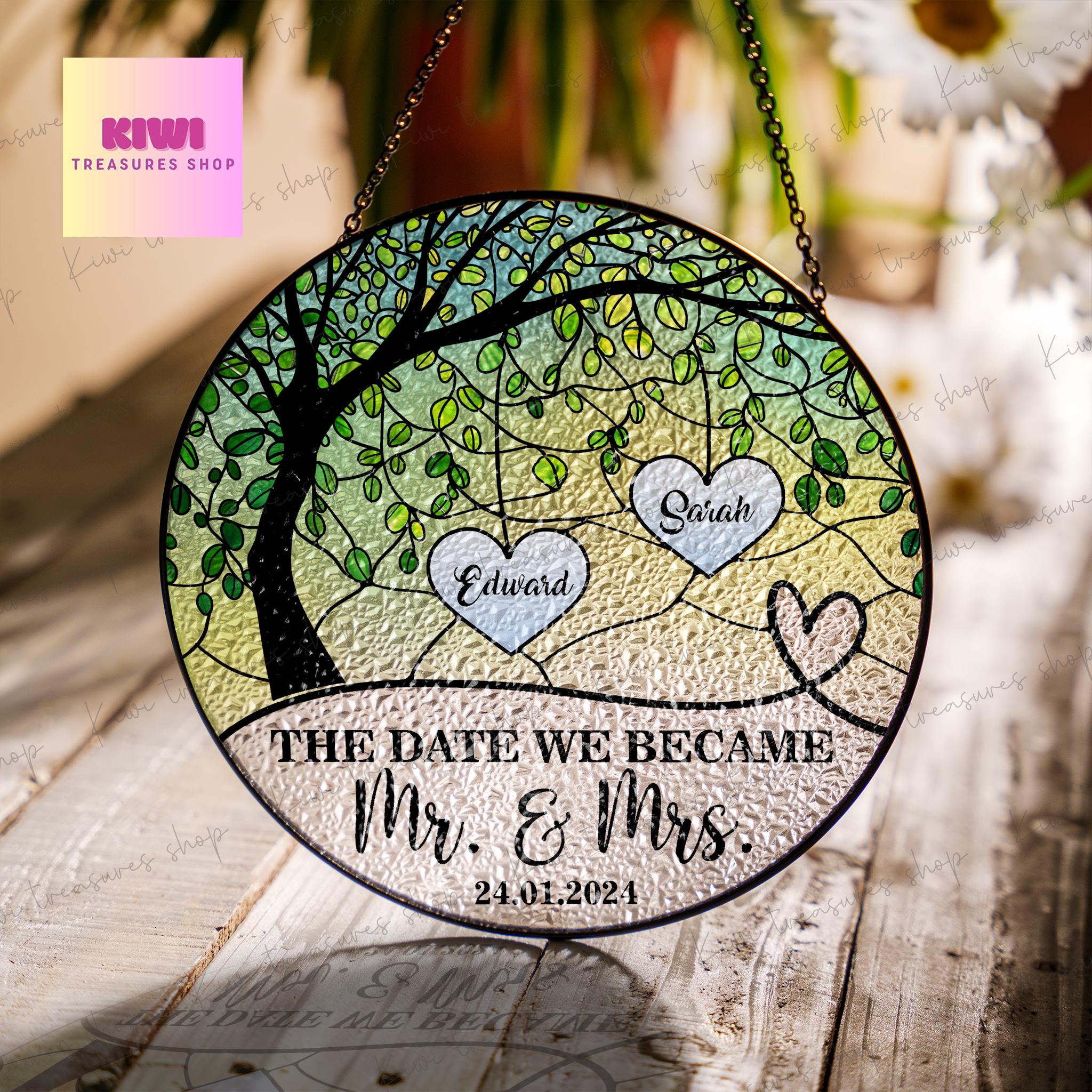 Custom wedding anniversary GLASS Suncatcher Hanging, Anniversary couple suncatcher window decor, Bridal Shower Home Wall gift suncatcher