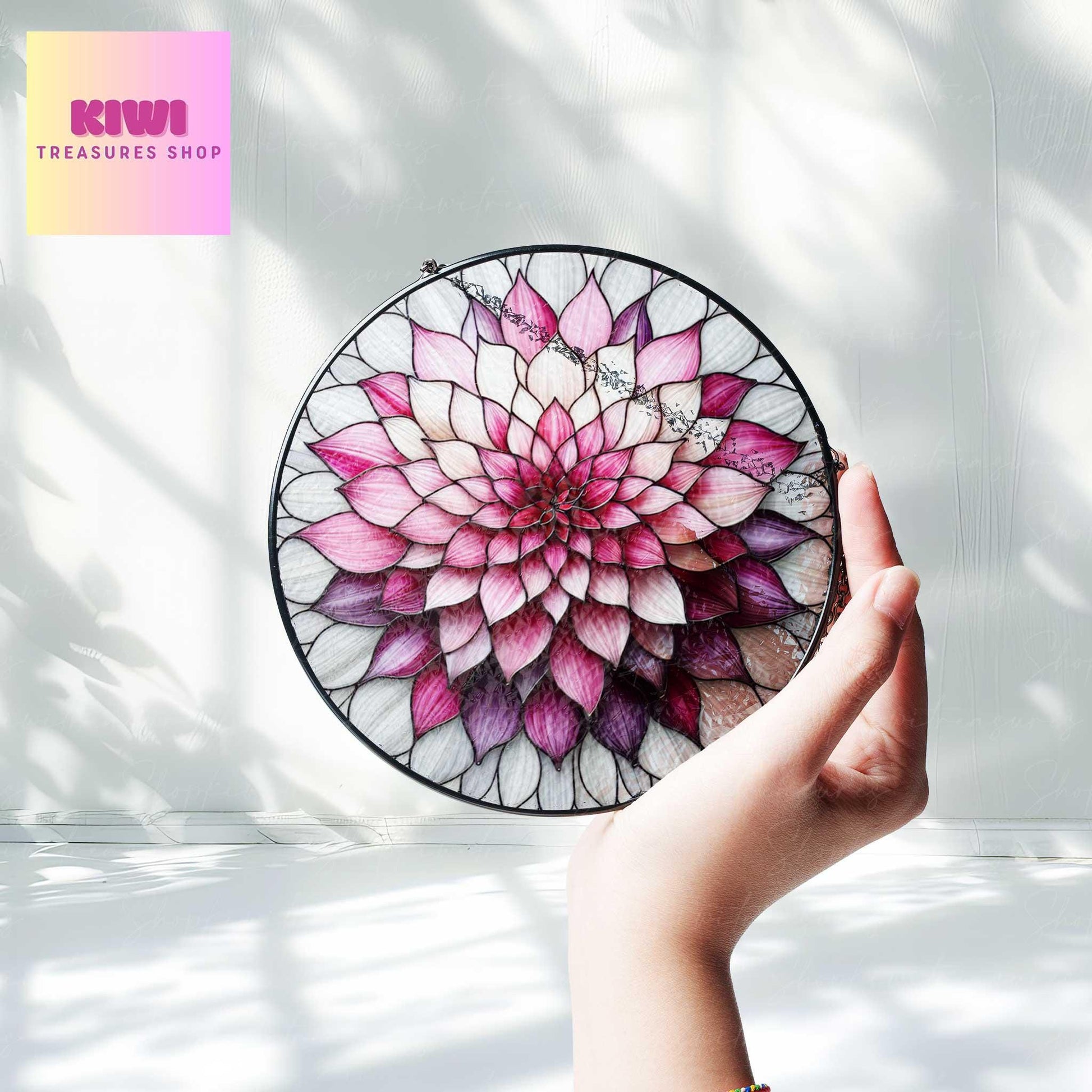 Dahlia Flower GLASS Suncatcher, Dahlia Flower Sun Catcher Ornament, Handcrafted Window Decor, Flower Lover Gift | Nature-Inspired Home Decor