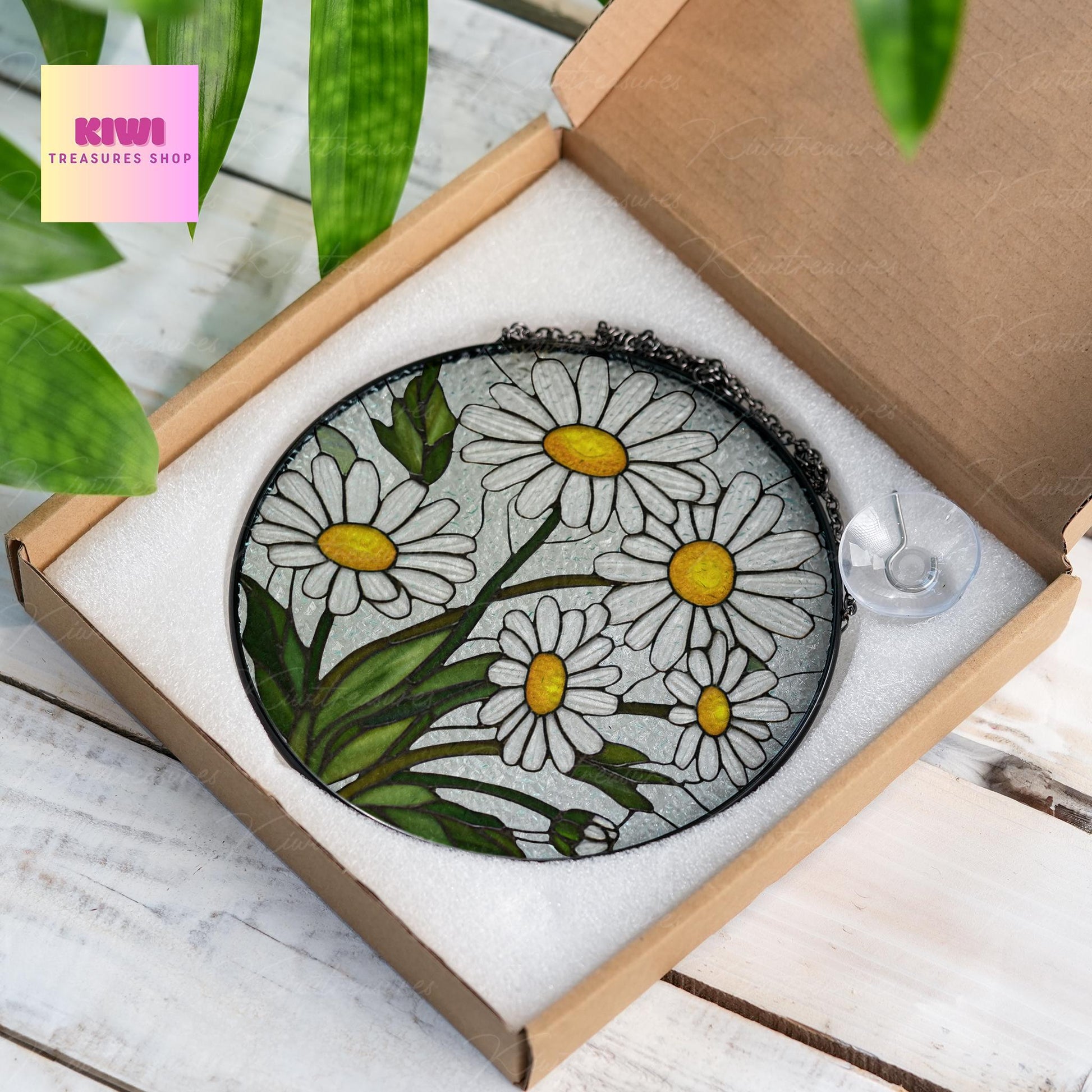 Birth Flower GLASS Suncatcher, Daisy Flower Suncatcher, Daisy Flower Lover Decor, Flower Lover Gift, Mother's Day, Gift For Mom, Bday Gift