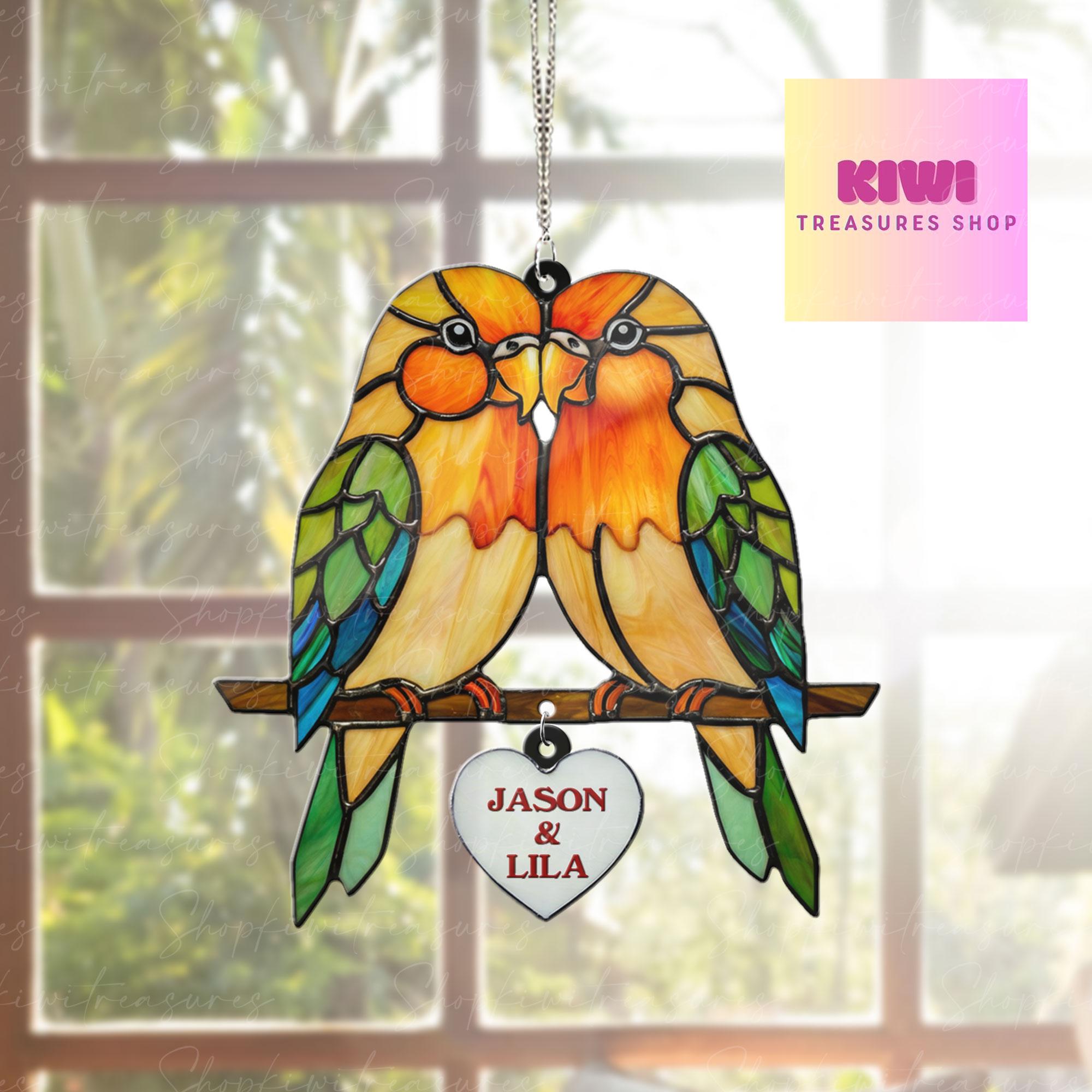 Personalized Lovebirds Couple Acrylic Hanging Sign, Custom Names Love Decor for Anniversary Gifts, Perfect Valentine's Day Surprise
