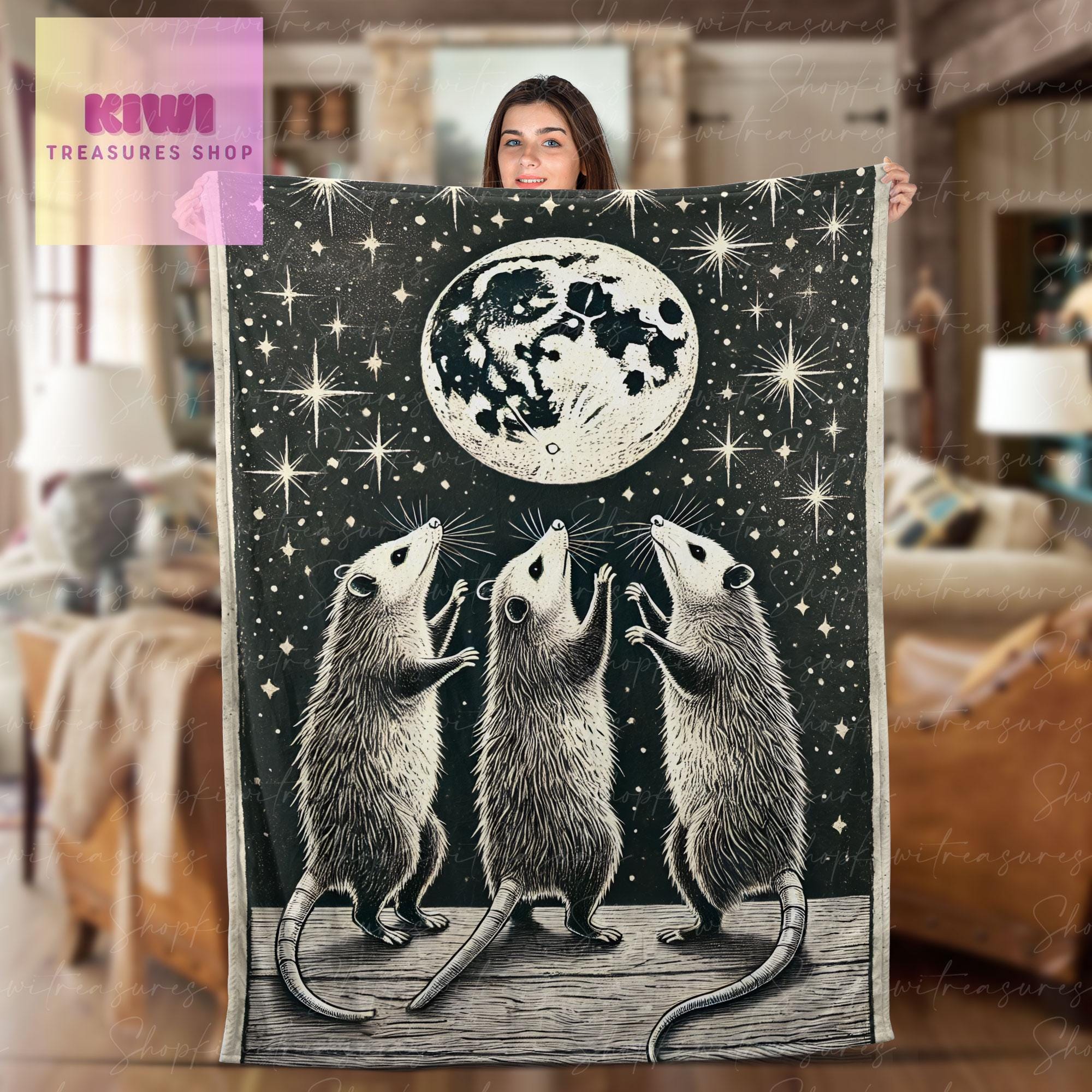 Feral opossum howling at moon night Blanket, Funny Trash animal Fleece Blanket, Unique Gifts for opossum Lovers, Cute possum bedroom decor