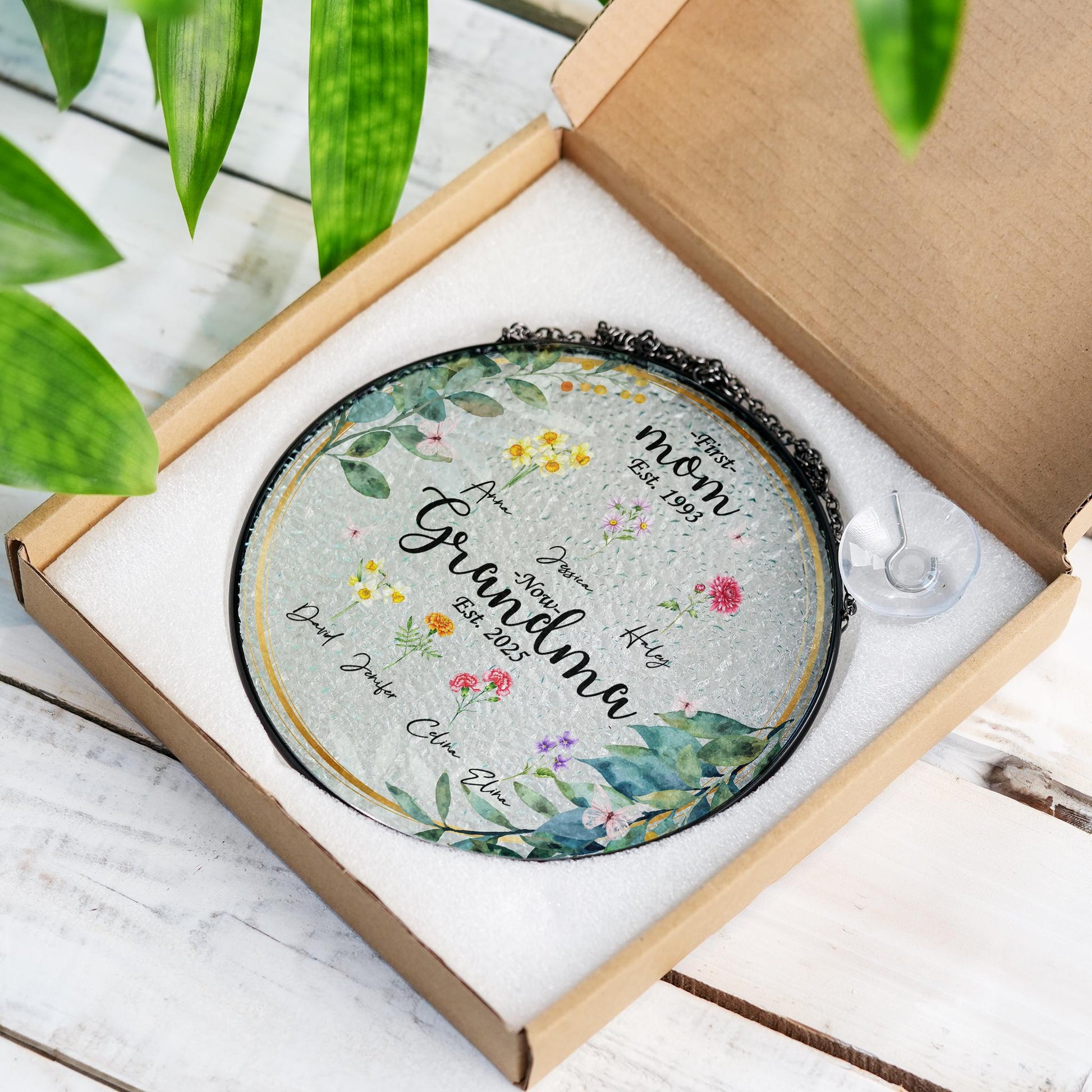 Personalized First Mom Now Grandma Birth Month Flowers Glass Suncatcher, Custom Grandma's Garden Suncatcher, Mother's Day Gift, Mama Gift