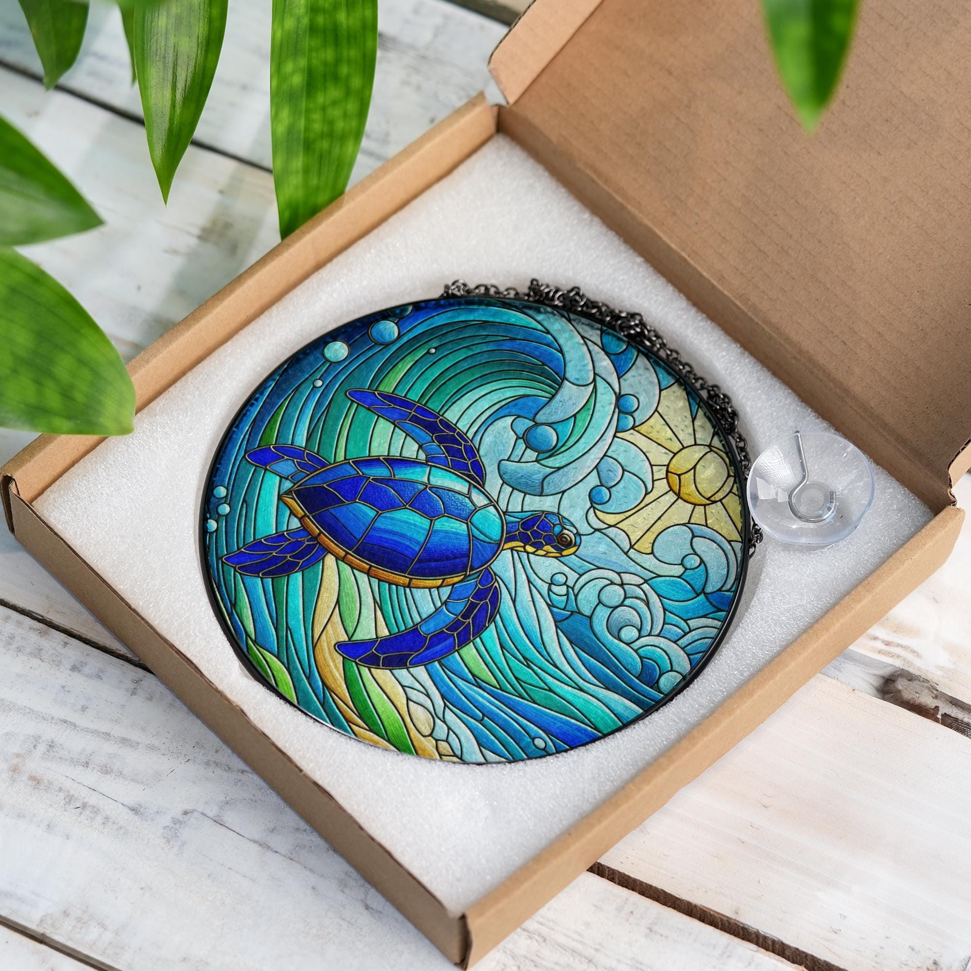 Sea Turtle Glass Suncatcher Gift for Ocean Lover Mom on Mother’s Day – Beach Window Decor for Marine Life Enthusiasts, gift for mom