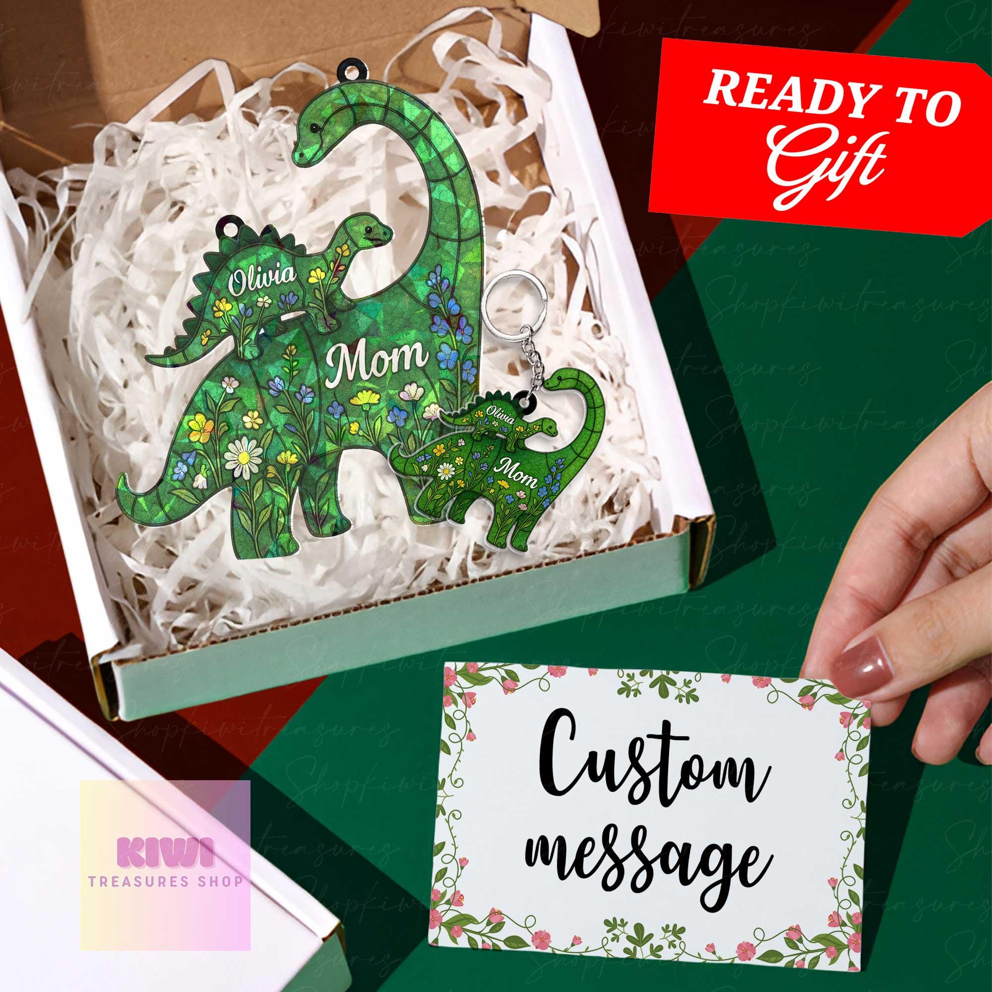 Personalized Dinosaur Mom Hologram Suncatcher – Custom Mother’s Day Gift with Kids’ Names, Cute Floral Dino Ornament,