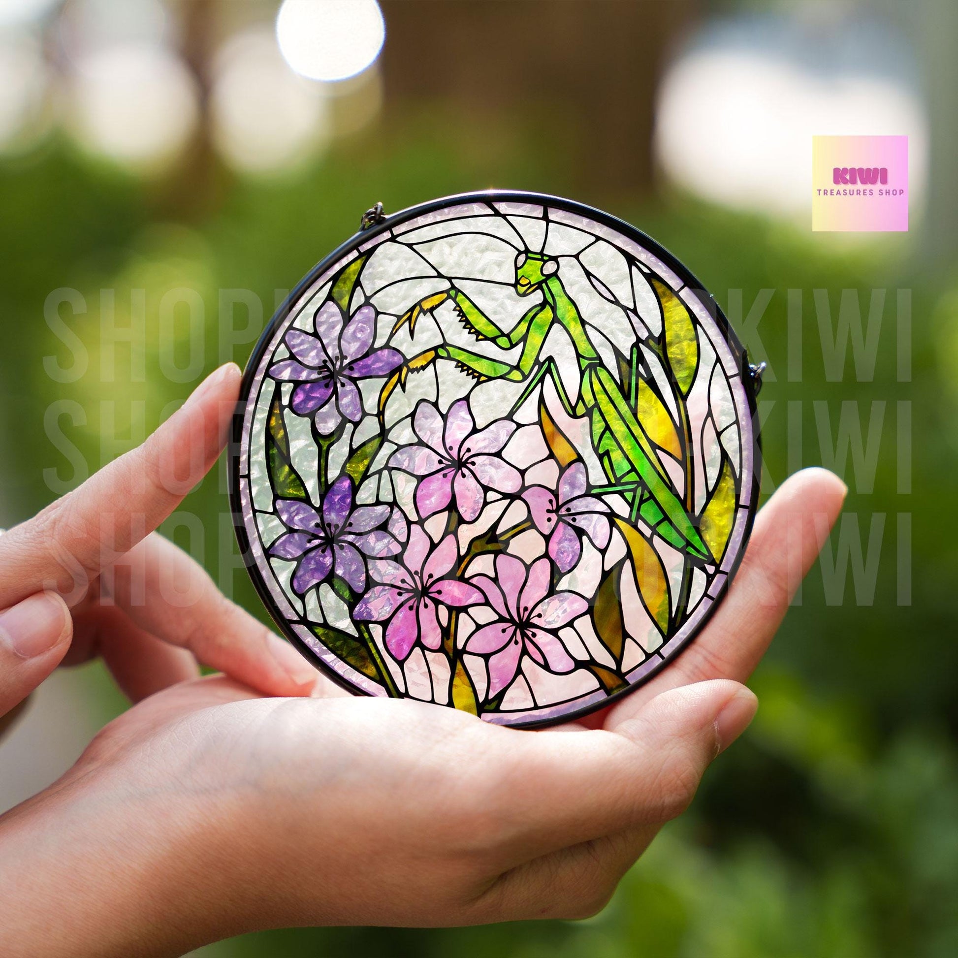 Praying Mantis Glass Suncatcher – Insect Window Decor, Purple Flower Bug Lover Gift, Nature Art Garden Ornament