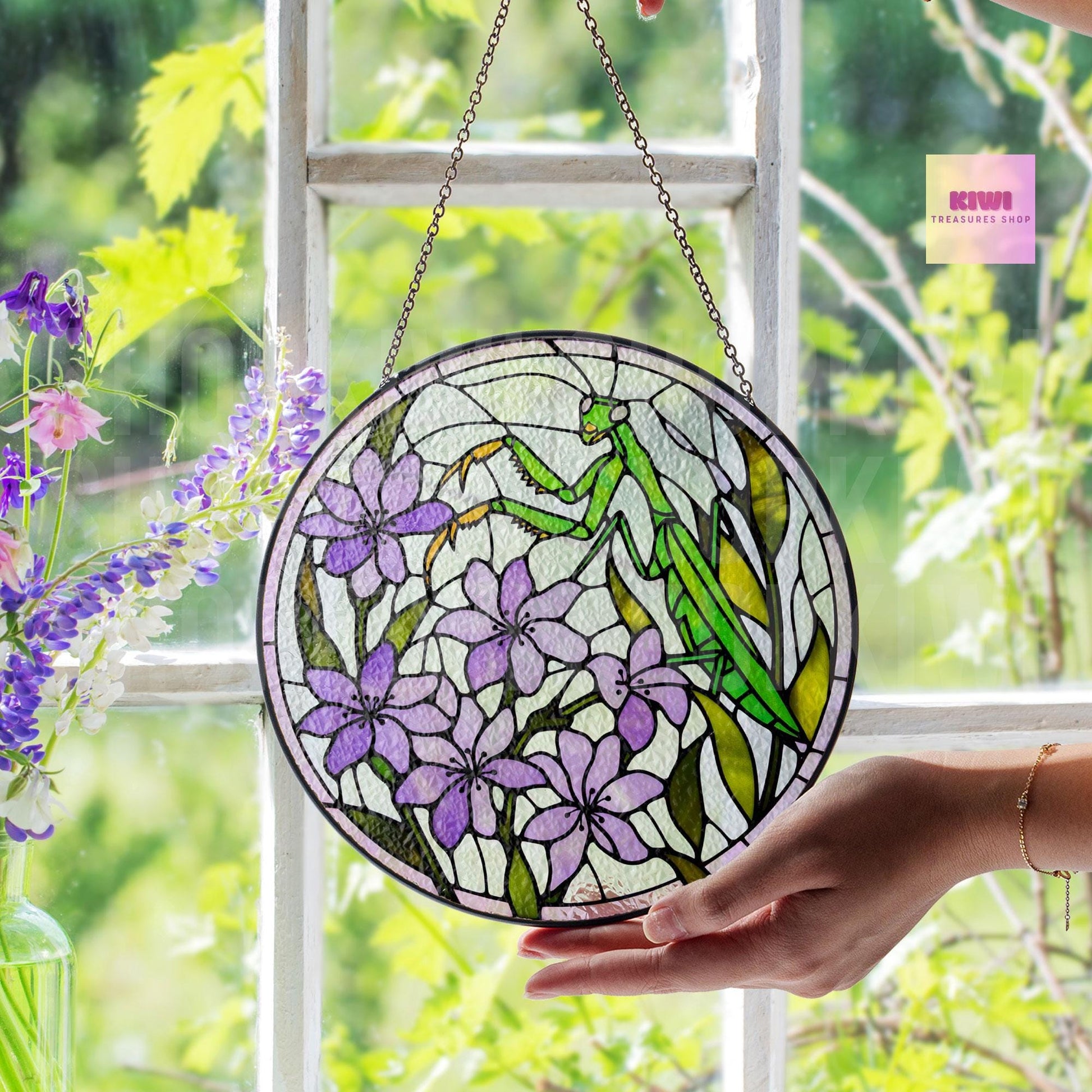 Praying Mantis Glass Suncatcher – Insect Window Decor, Purple Flower Bug Lover Gift, Nature Art Garden Ornament