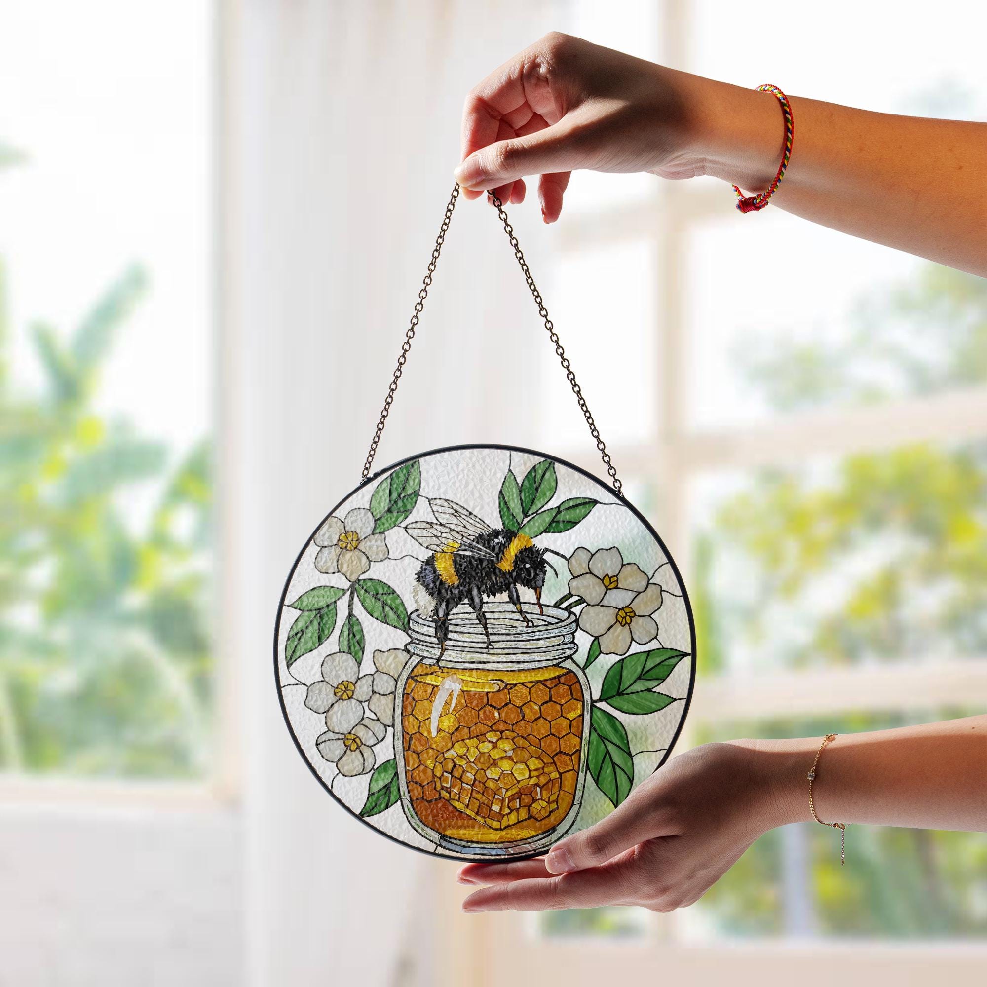 Bee and Honey Jar Glass Suncatcher – Stained Glass Style Floral Window Hanging – Nature-Inspired Home or Garden Decor Gift, Bee Suncatcher