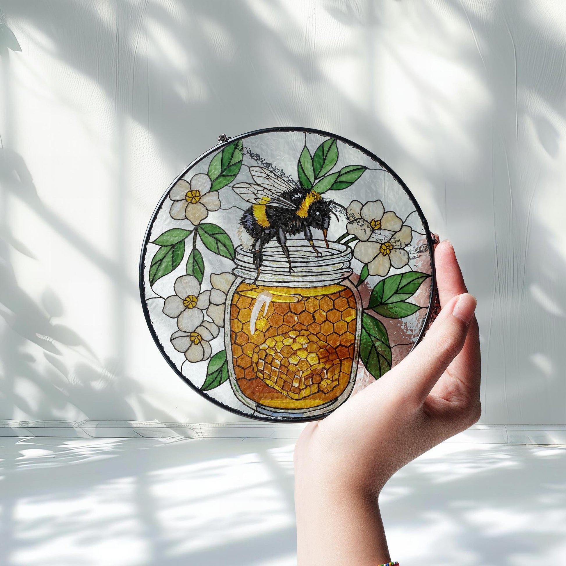Bee and Honey Jar Glass Suncatcher – Stained Glass Style Floral Window Hanging – Nature-Inspired Home or Garden Decor Gift, Bee Suncatcher