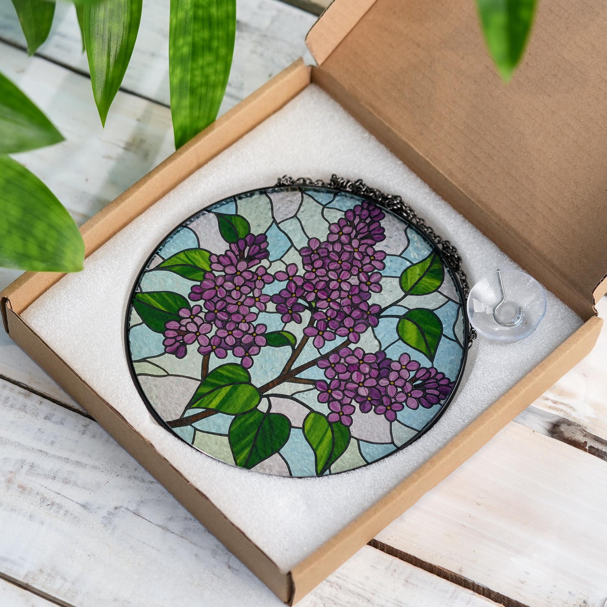 Lilac Flower Glass Suncatcher – Purple Floral Window Hanging, Spring Garden Decor, Nature Gift for Flower Lovers, Gift For Mom, Grandma