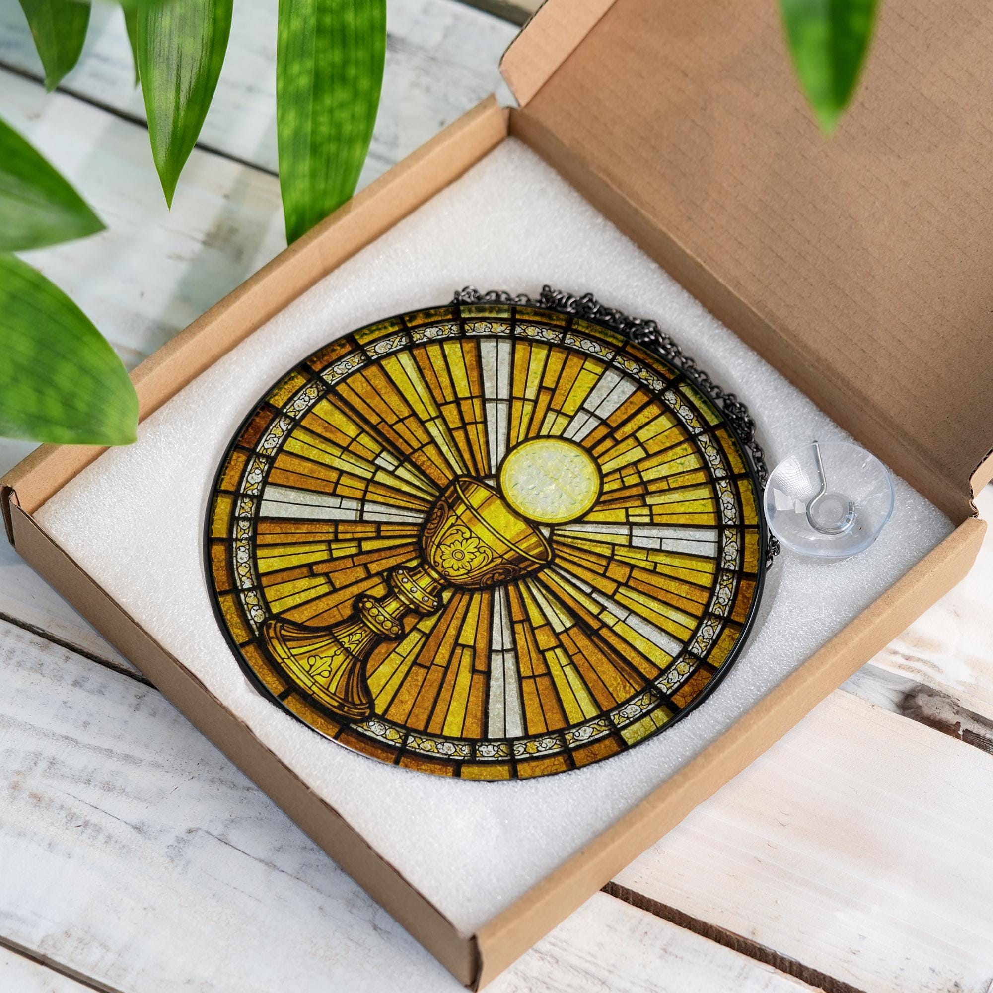 Holy Communion Glass Suncatcher – Eucharist Chalice Window Hanging, Catholic Gift, First Communion Decor, Christian Ornament, Gift For Dad