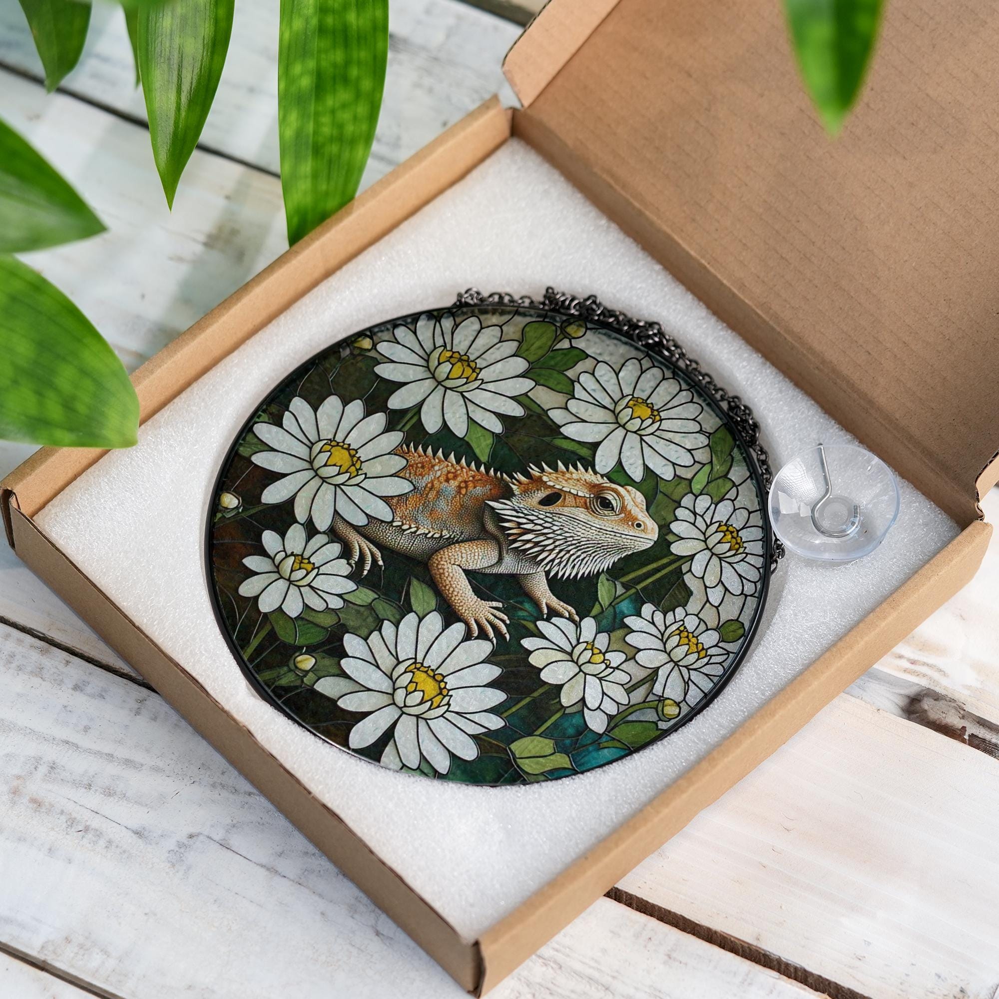 Bearded Dragon Daisy Floral Glass Suncatcher, Lizard Lover Window Hanging, Reptile Art Decor, Unique Handmade Gift Idea, Pet Memorial Gift