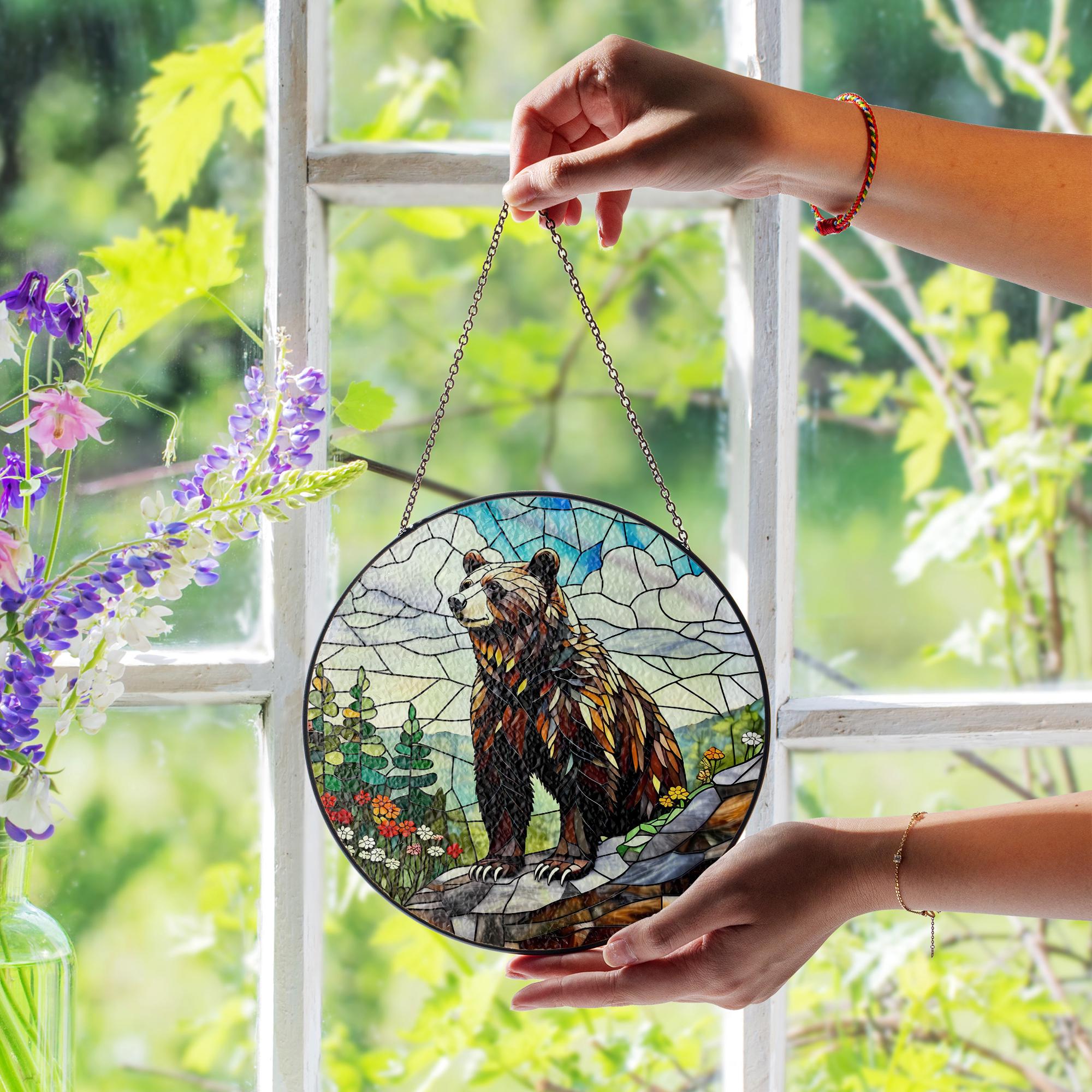 Grizzly Bear Glass Suncatcher – Rustic Wildlife Mountain Scene Suncatcher, Nature-Inspired Cabin Decor, Forest Animal Art Gift