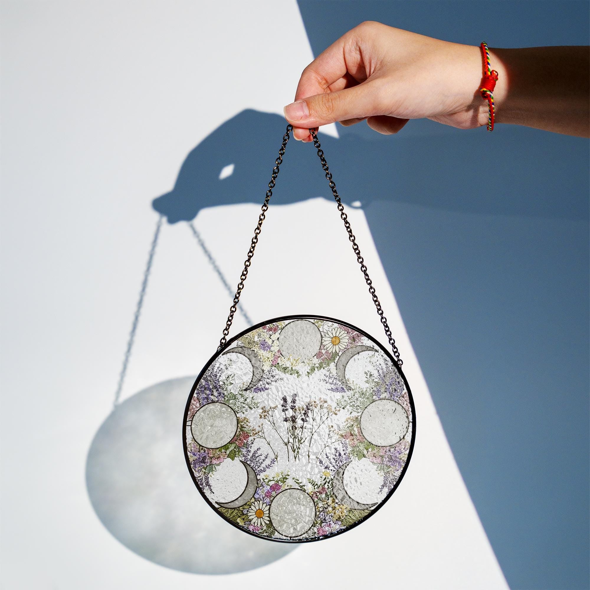 Moon Phase Wildflower Glass Suncatcher – Floral Lunar Cycle Window Hanging Gift for Boho Home, Witchy Decor, Nature & Moon Lovers