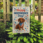 Dachshund Happy Independence Day Garden Flag – Patriotic 4th of July Yard Decor with Dog and Stars, American Outdoor Decoration