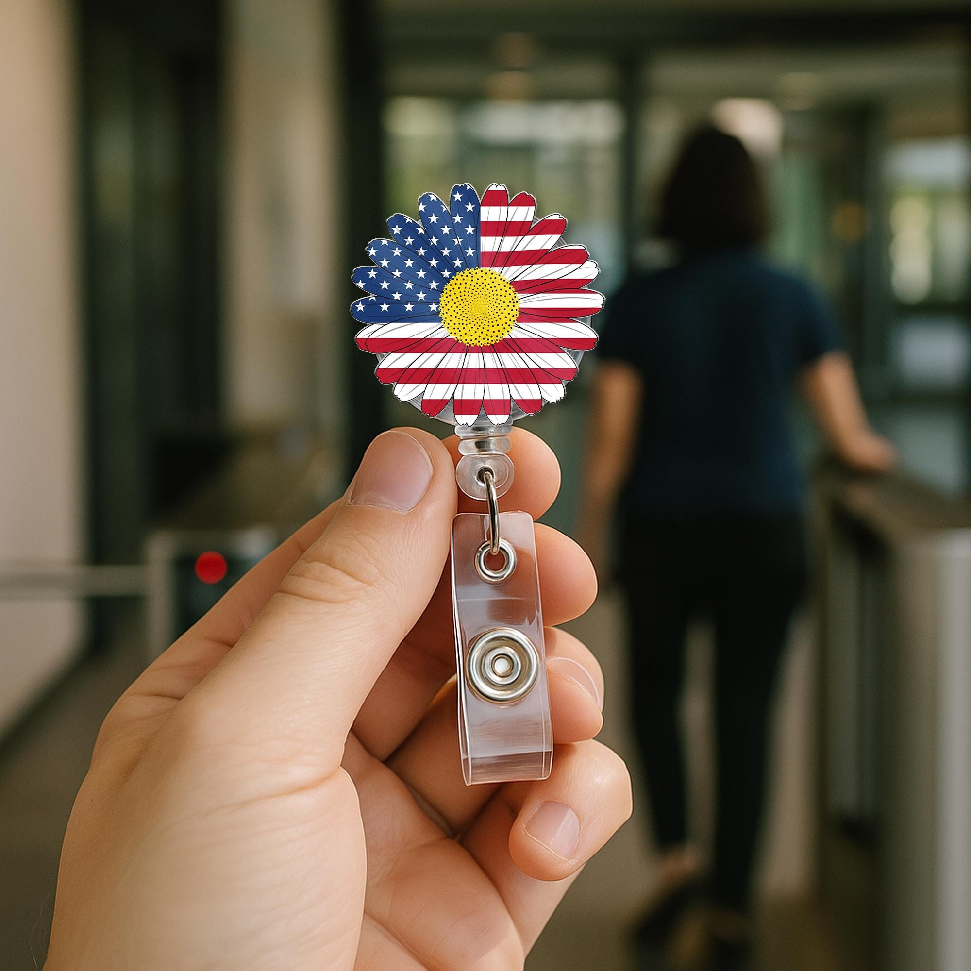 Patriotic Daisy Badge Reel – American Flag Flower ID Holder – 4th of July Clip – Cute Nurse or Teacher Accessory, Flower Badge Reel