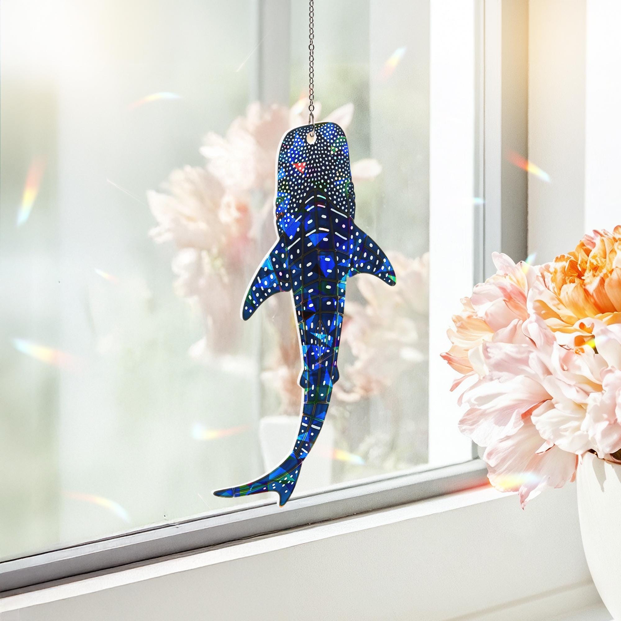 Hologram Whale Shark Suncatcher – Iridescent Acrylic Window Decor – Ocean Sea Life Gift, Sunlight Catcher, Marine Lover Ornament