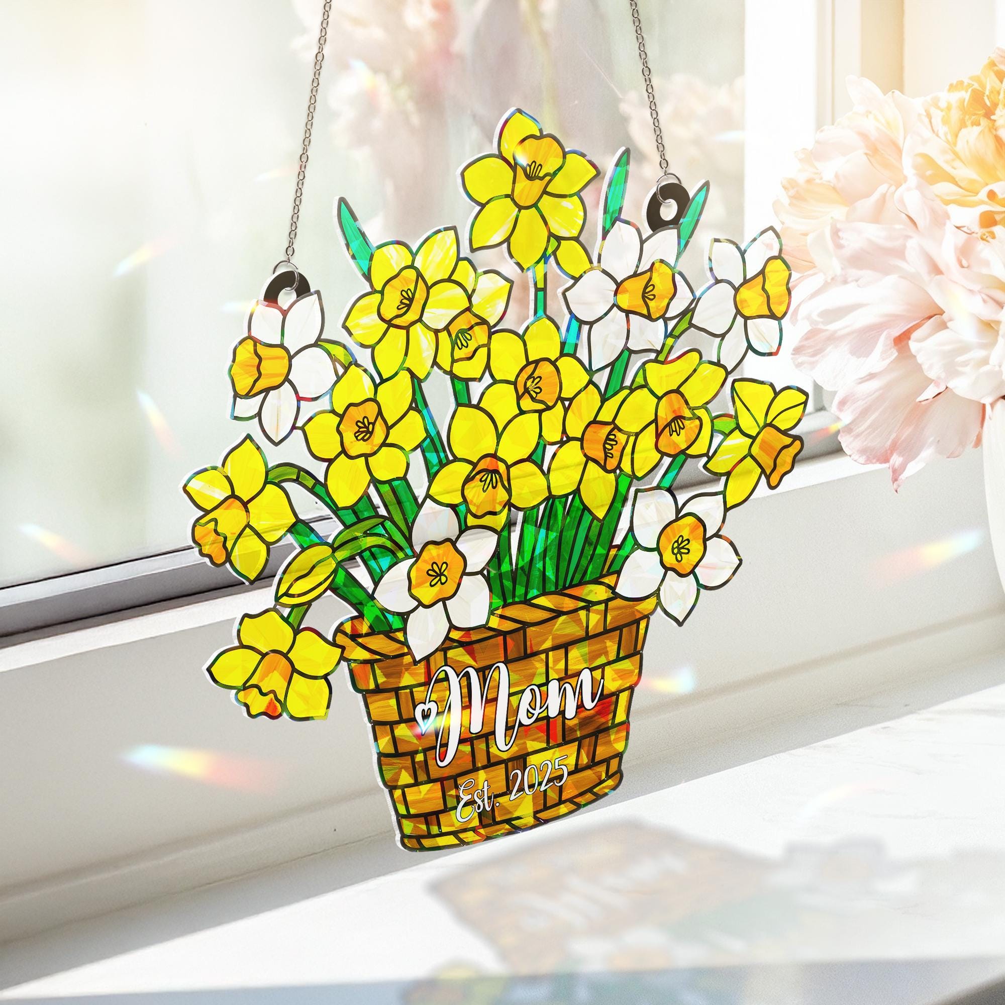 Personalized Daffodil Ornament for Mom Est. 2025 - Vibrant Floral Basket Window Decoration, Custom Mother's Day Gift, December Birth Gift