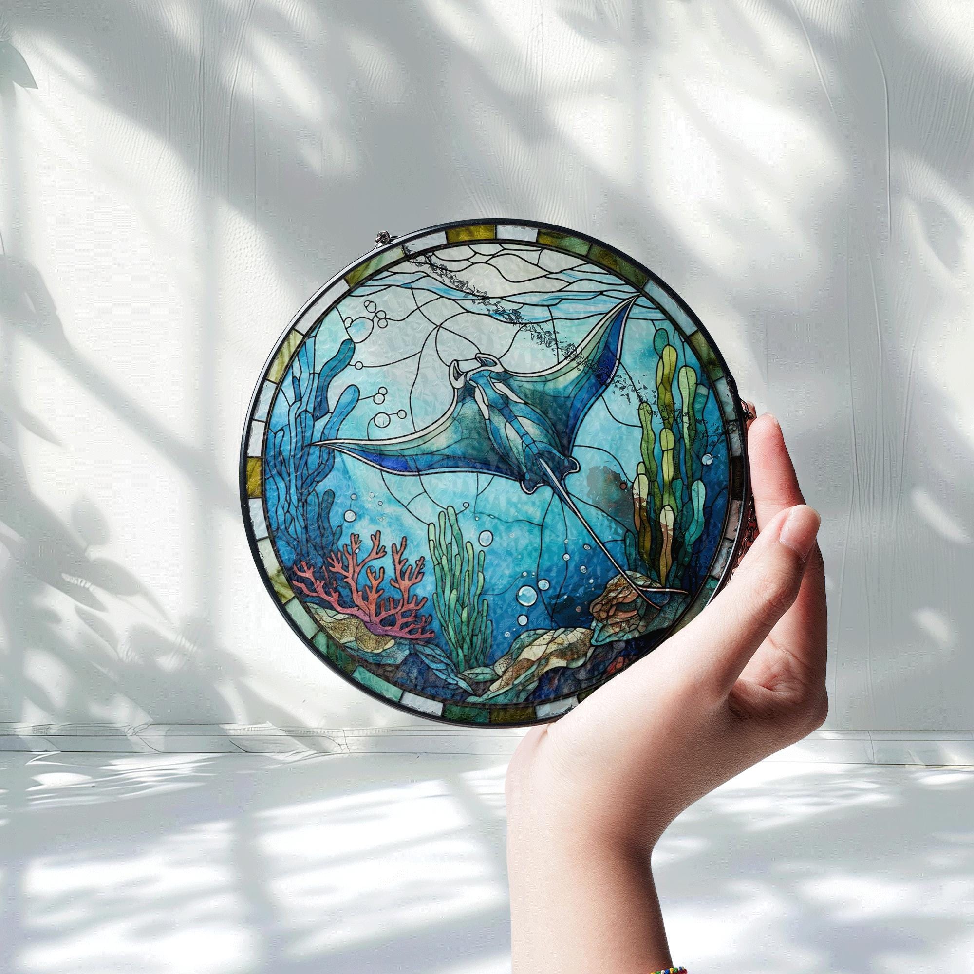 Ocean Manta Ray Glass Suncatcher – Underwater Coral Reef Window Hanging Decor – Sea Life Stained Glass Style Marine Art Panel