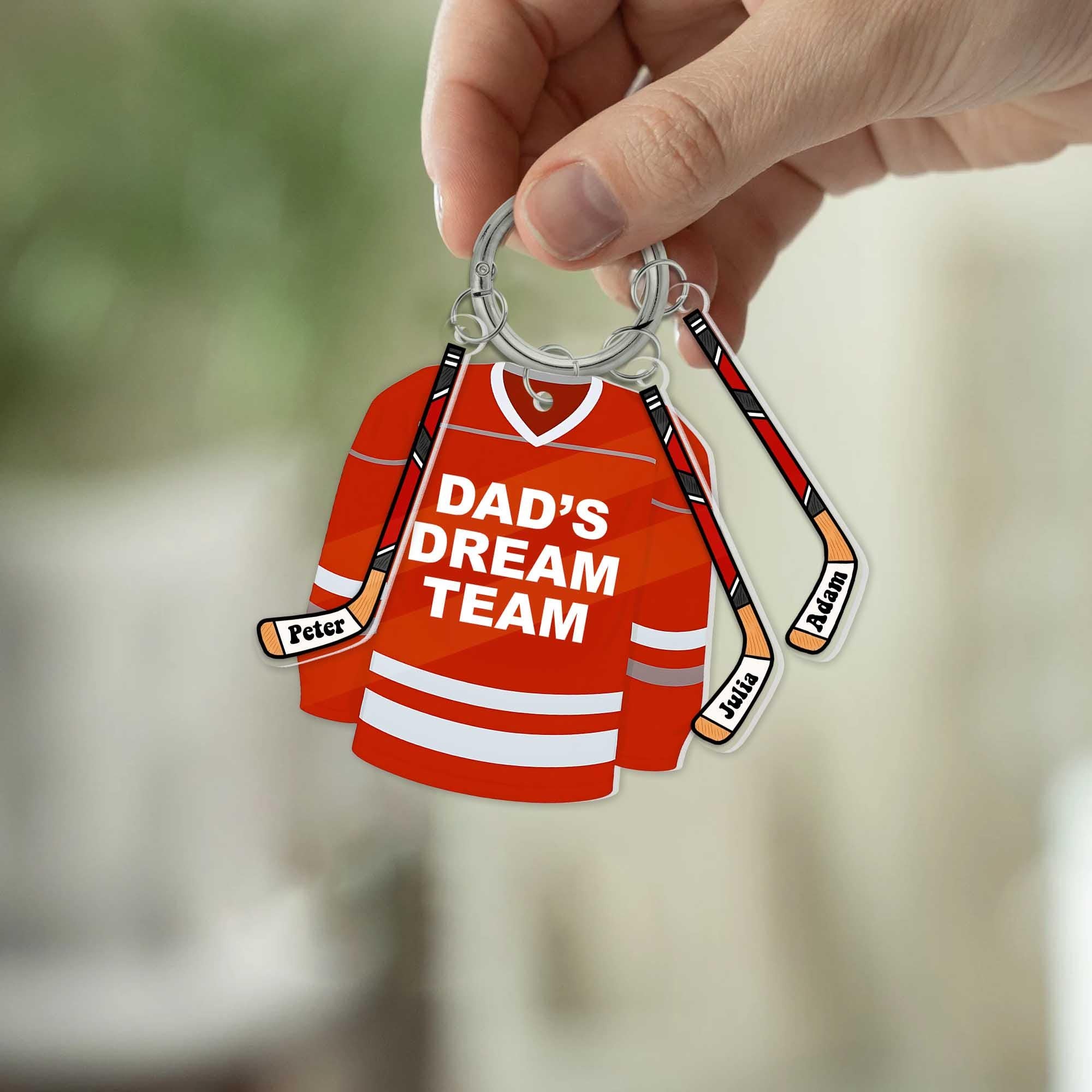 Dad’s Dream Team Hockey Keychain – Personalized Gift with Kids' Names on Sticks, Custom Father’s Day Gift for Hockey Dad Fans