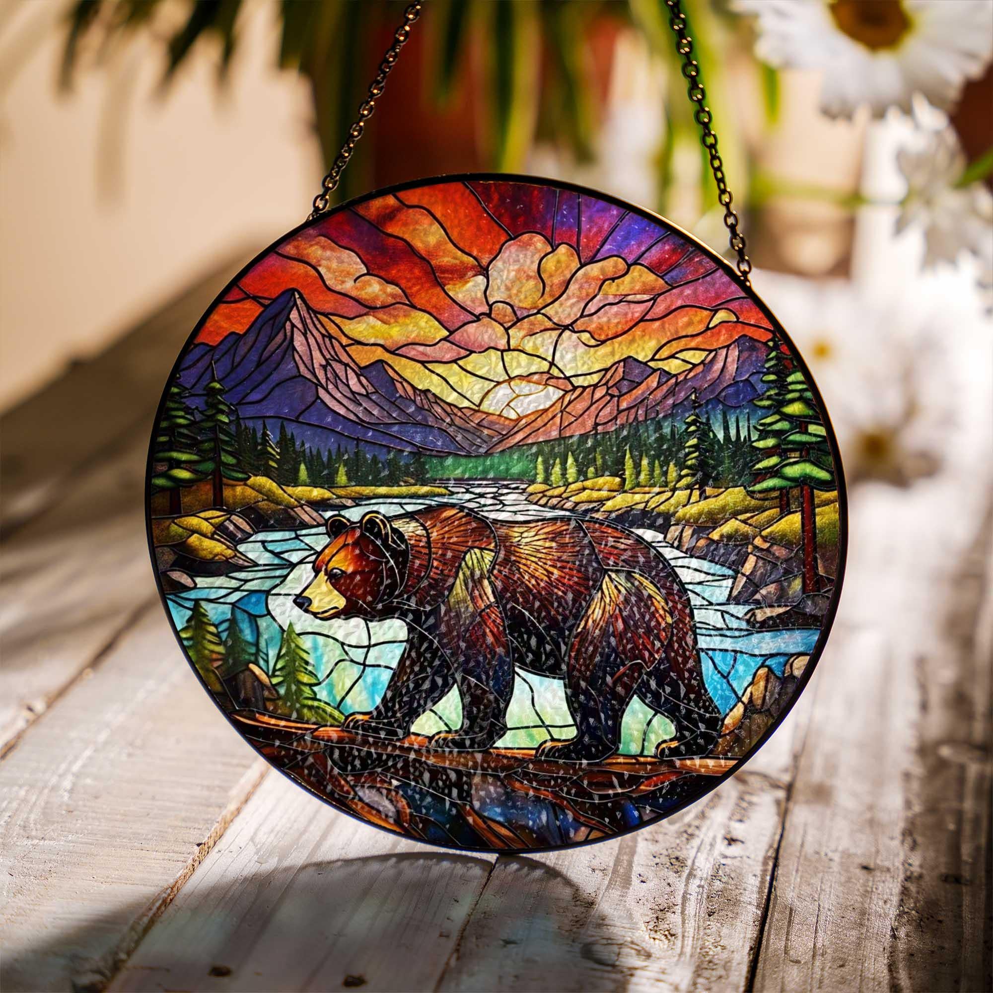 Mountain Bear Glass Suncatcher – Stained Glass Style Wildlife Window Hanging, Rustic Cabin Decor, Forest Nature Round Light Catcher