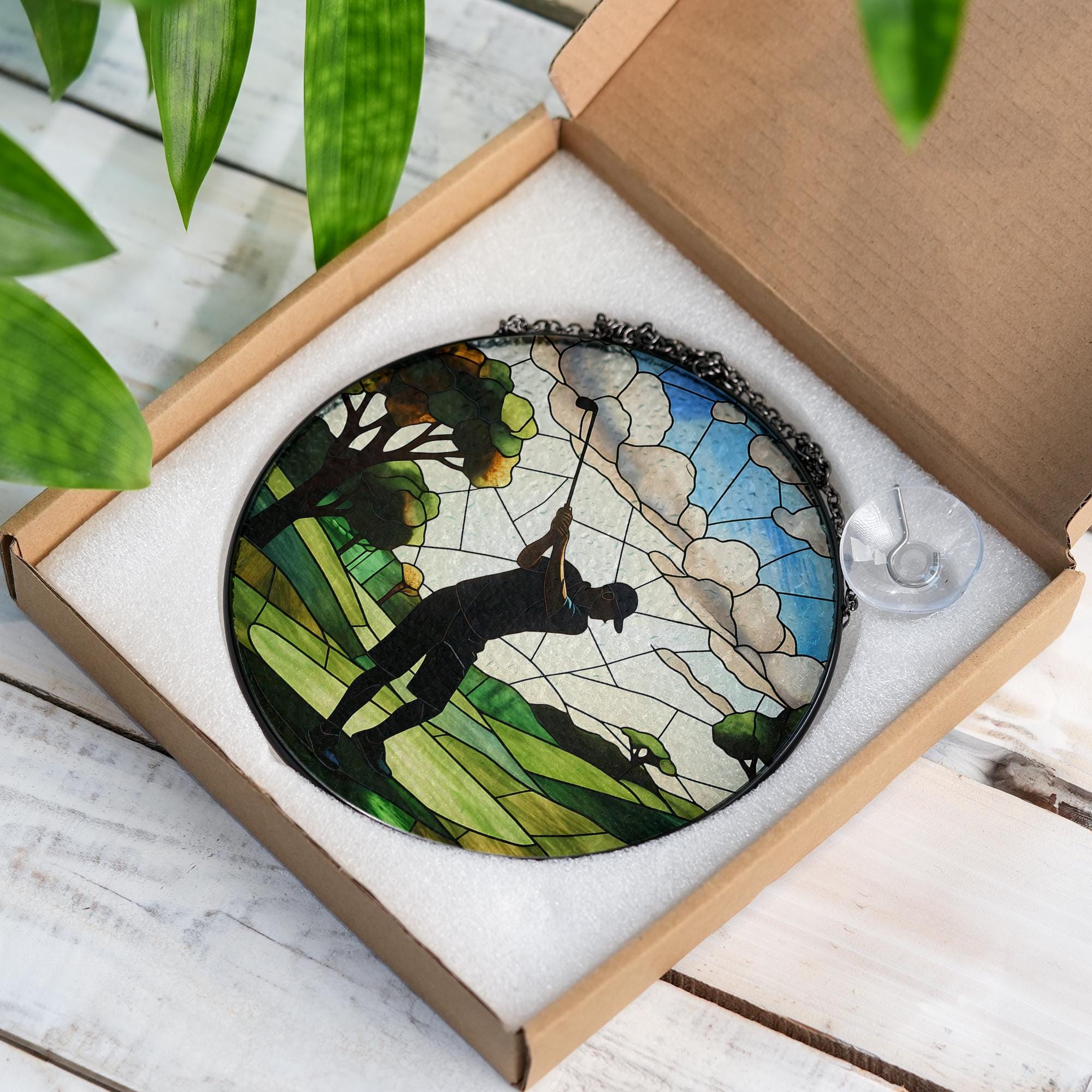 Dad Playing Golf Glass Suncatcher – Father’s Day Gift, Golf Lover Decor, Sports Window Hanging, Dad Gift Idea, Unique Golf Art for Dad