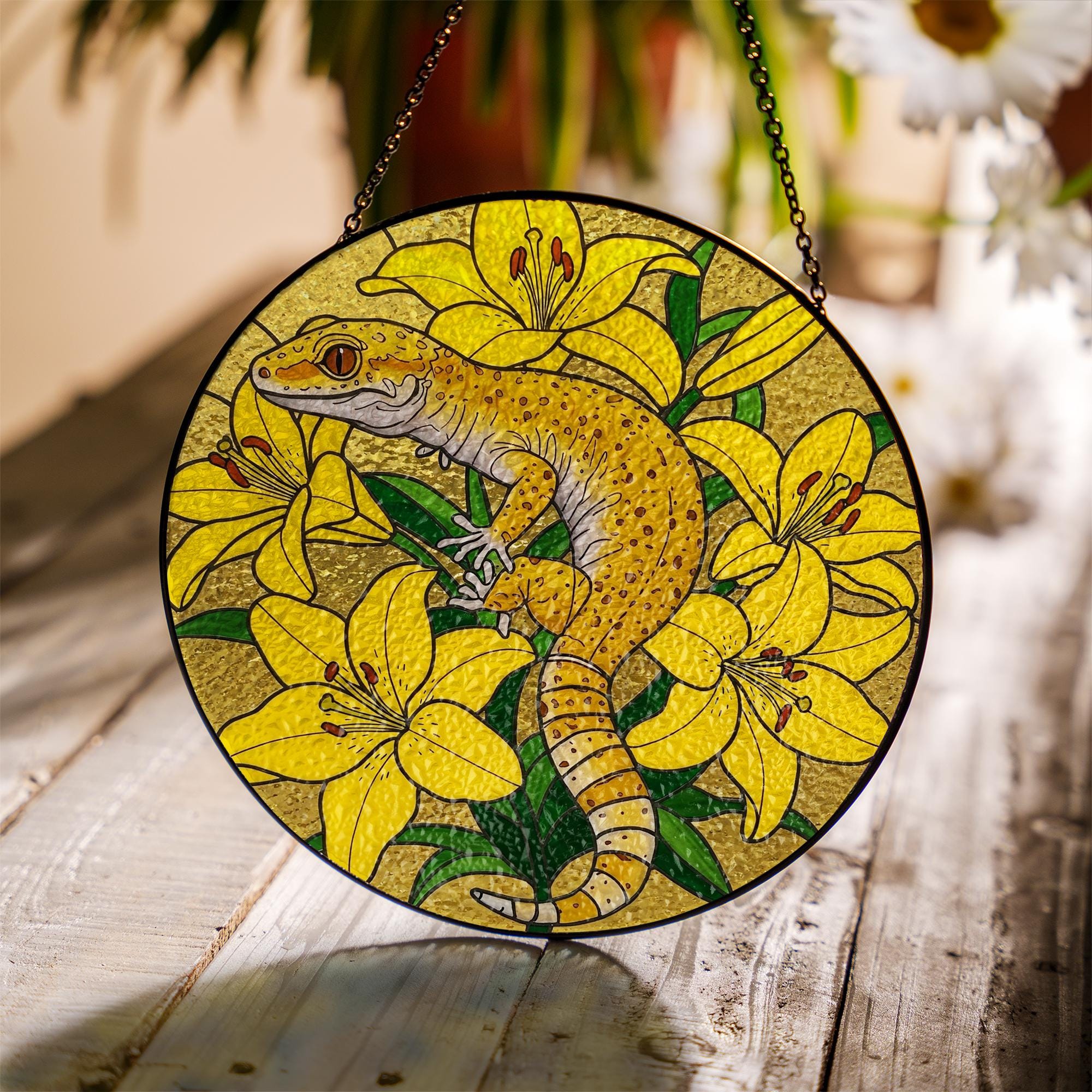Vibrant Gecko Yellow Lilies Glass Suncatcher | Nature-Inspired Window Hanging | Floral & Reptile Window Decor | Custom Home Accent