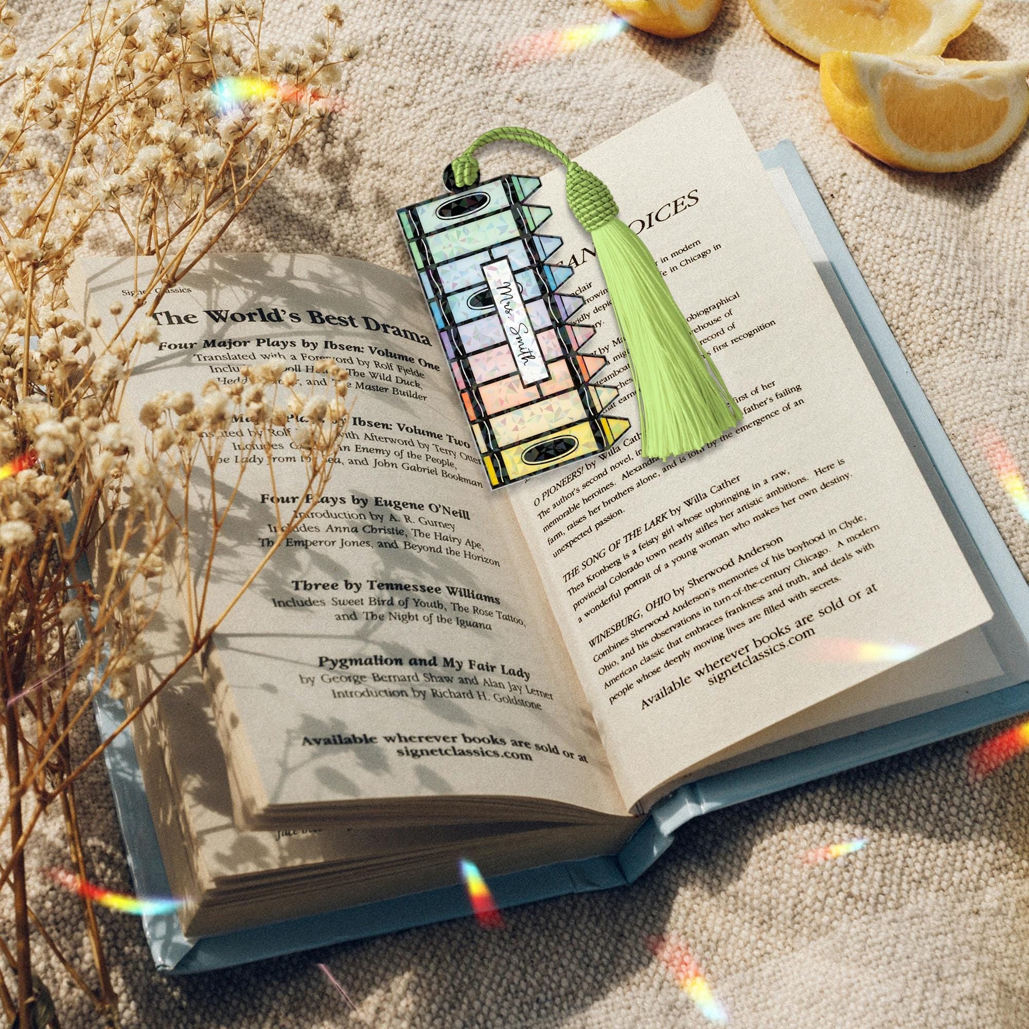 Personalized Holographic Teacher Bookmark with Name, Crayon Tassel Bookmark Gift, Cute Classroom Reading Accessory for Educators