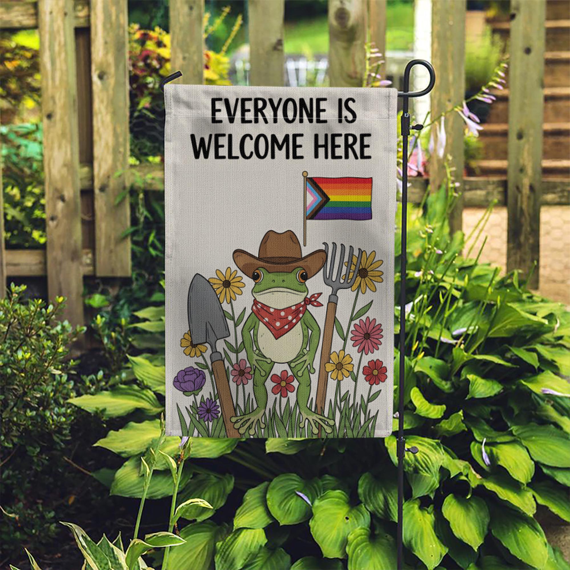 Everyone Is Welcome Here Garden Flag, LGBTQ Frog Yard Decor, Cute Pride Outdoor Sign, Inclusive Funny Garden Decoration