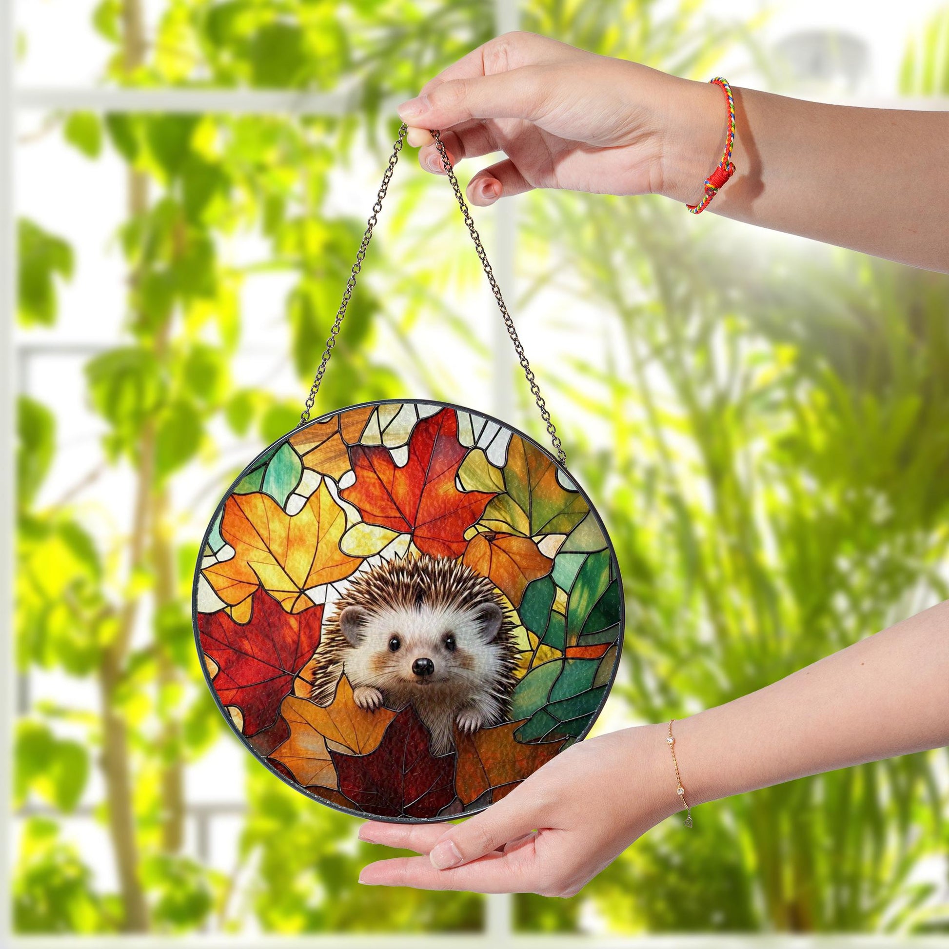 Hedgehog Stained Glass Suncatcher – Cute Autumn Leaves Animal Window Decor, Woodland Nature Gift for Fall Lovers
